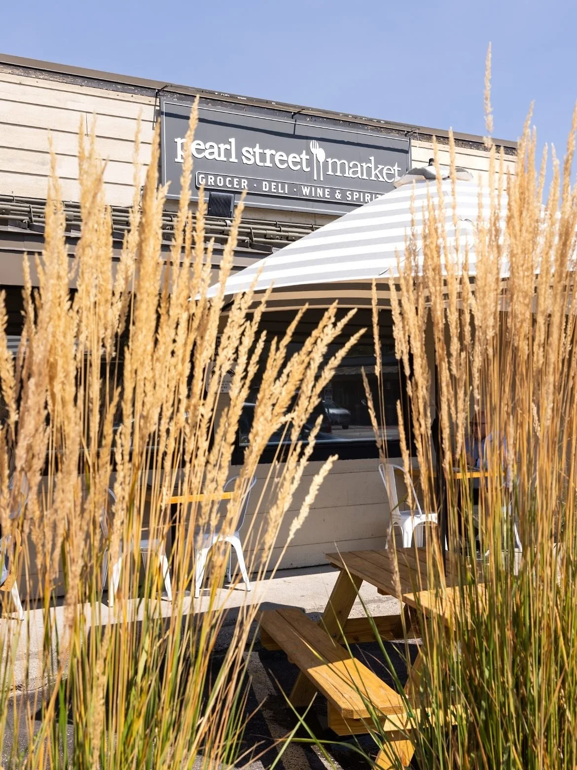 Lunch indoors? That&rsquo;s a winter sport. You know the drill &mdash; eat every meal outside like your life depends on it, because summer sure flies. Our patio&rsquo;s waiting for you!