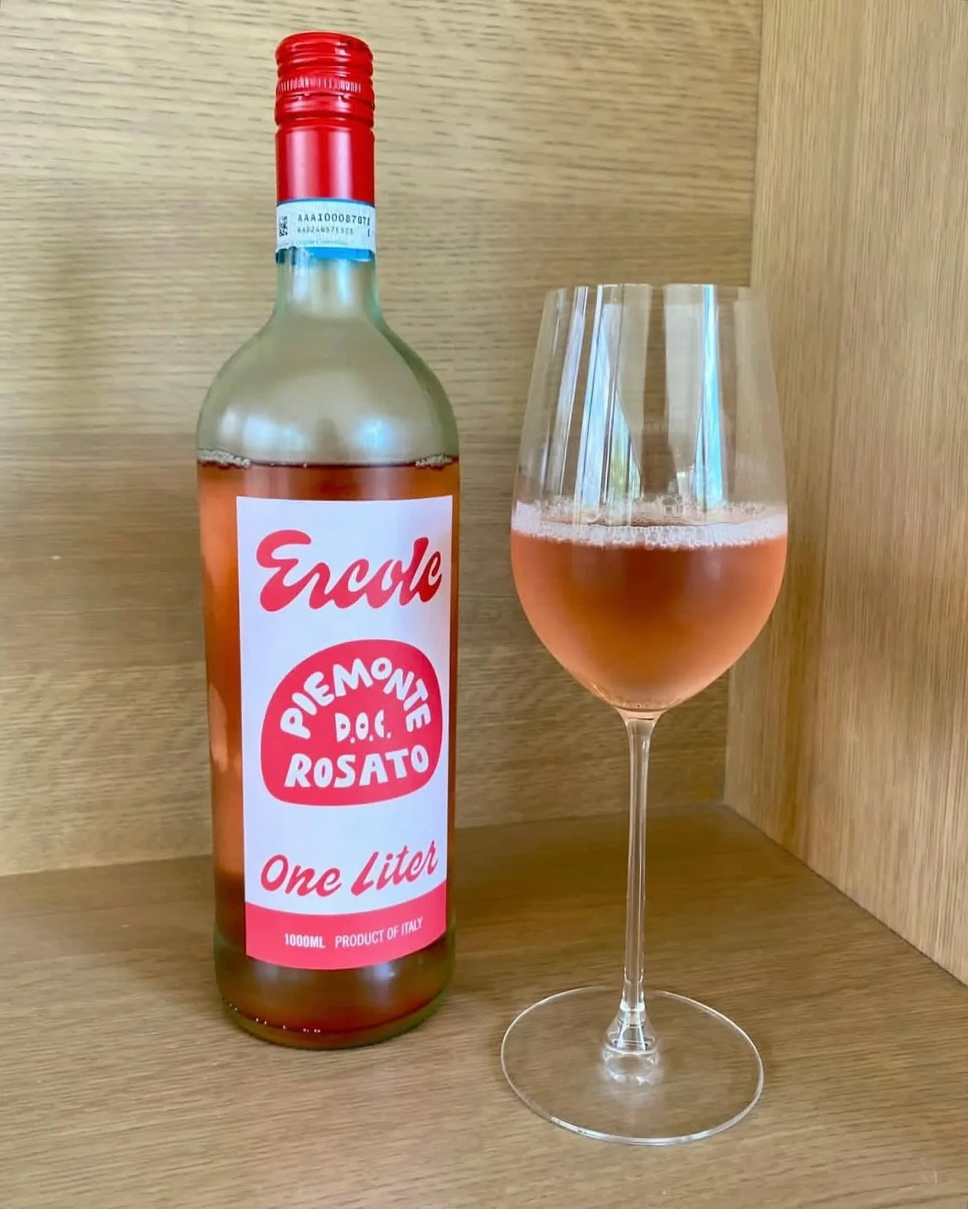 It&rsquo;s tasting day at the wine shop!

@thepiedmontguy Ercole Rosato is a fizzy little love letter to Piedmont: a crisp, citrusy ros&eacute; made by a growers&rsquo; co-op using native Barbera and Dolcetto grapes. It&rsquo;s bright, aromatic, and 