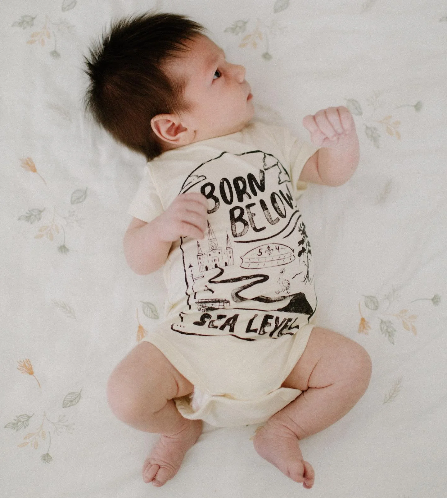 Some happy babies wearing the born below sea level onesie! Aren&rsquo;t they so cute 🥹😍! We are doing a Flash sale right now!!! Tell all your friends about it and share with the world! Help me sell out!

#bornbelowsealevel #ecofriendlybaby #bamboob