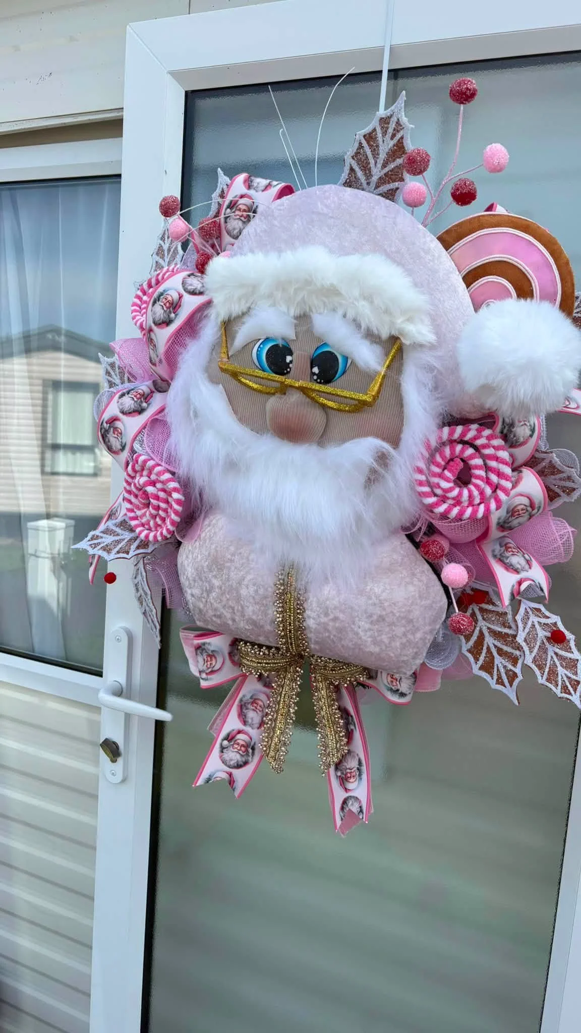 pink santa x1.jpg