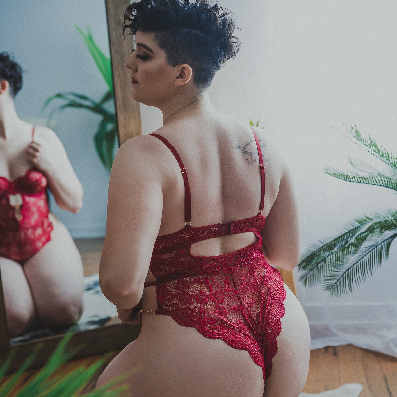 boudoir #love #art #girlswithtattoos #photooftheday
#photography #model #visitlancasterpa #lancasterpa #lancastercitypa #lancastercity #makeup #artist #instagram #beauty #boudoirphotography #pose #womenempowerment #makeover #womenhelpingwomen #women 