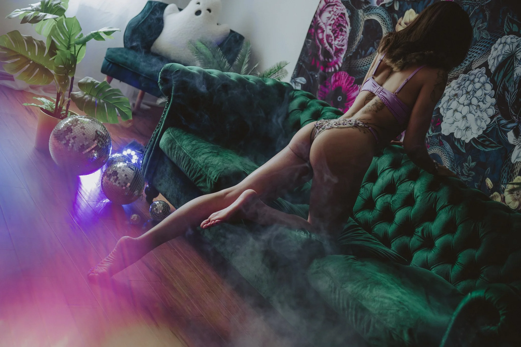 Bookings + Inquiries: please e-mail
boldrebellionboudoir@gmail.com

Website: www.boldrebellionboudoir.com
Instagram: @boldrebellionboudoir
You can also book a consultation directly here:
https://link.localprimeleads.com/widget/bookings/brb-consult-ca