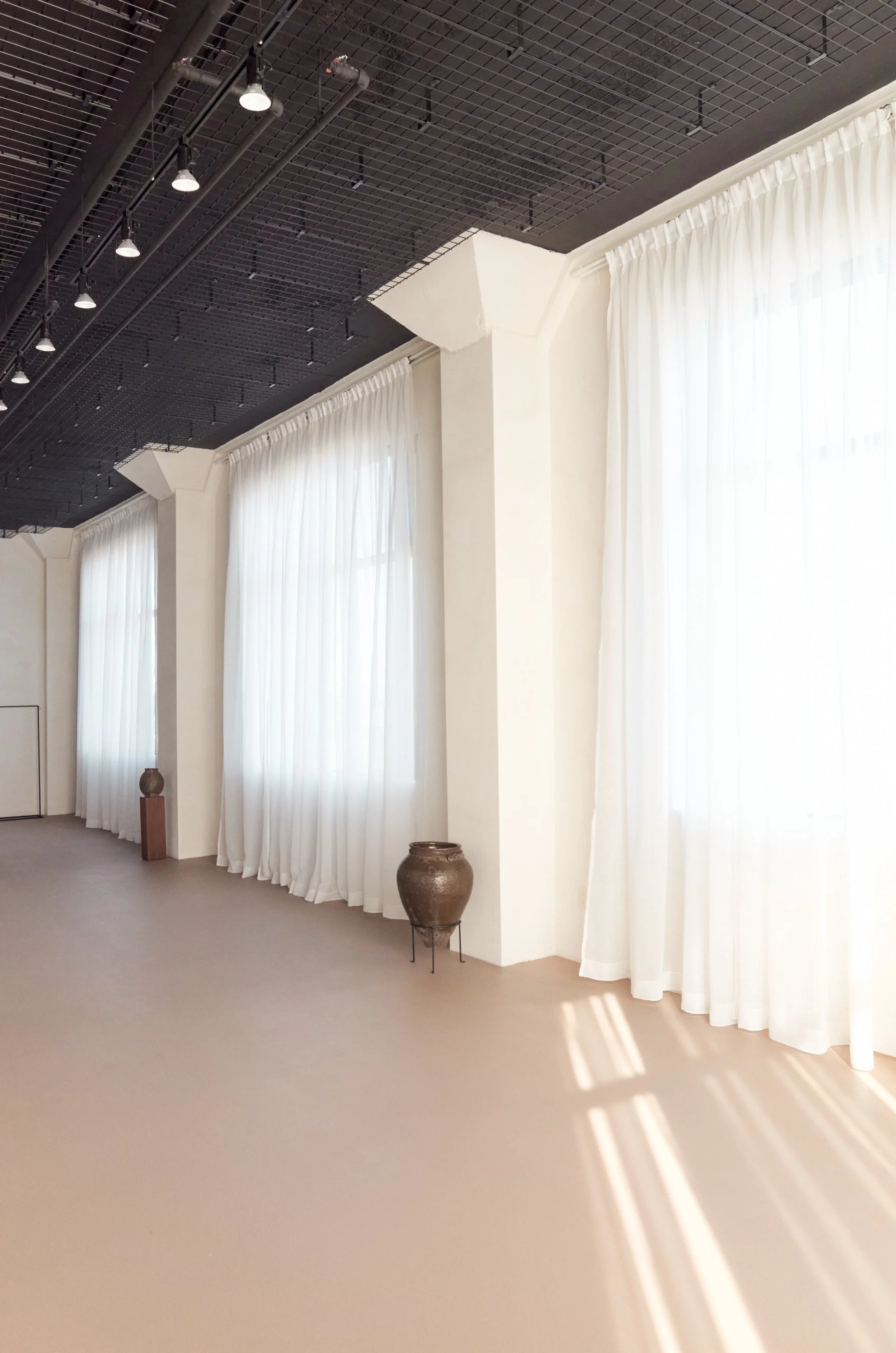 HOWELL-STUDIOS-R0001820.jpg