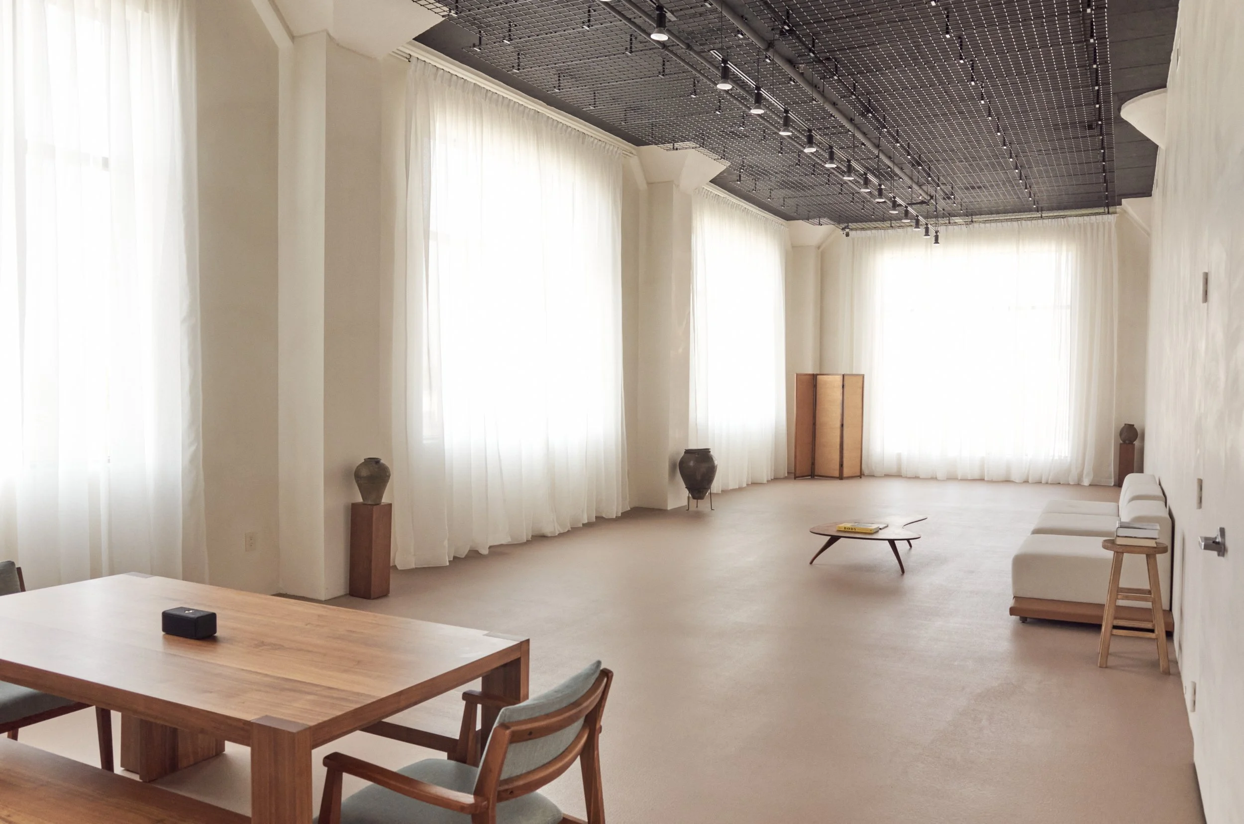 HOWELL-STUDIOS-R0001707.jpg