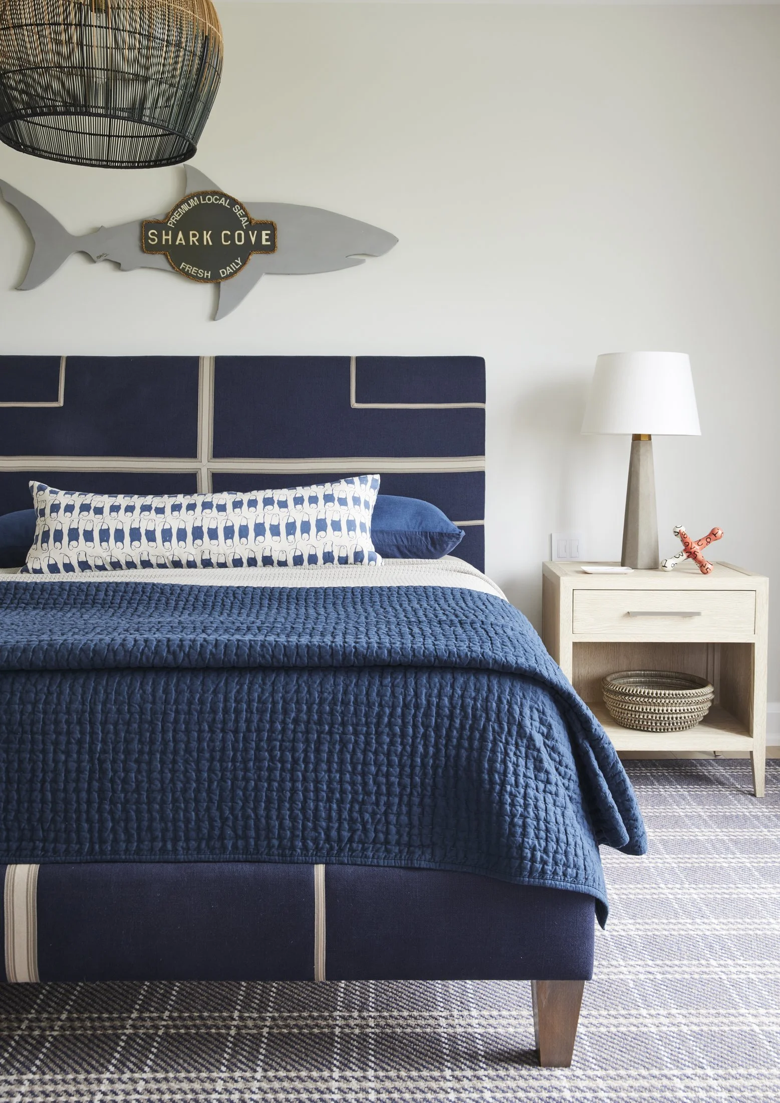 Bedroom_1203.jpg