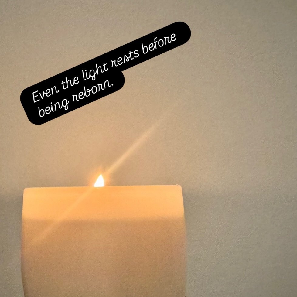 ✨The UN has designated December 21st as World Meditation Day, coinciding with the Northern Hemisphere's shortest day and Winter's official start. ✨Embrace the calm, gentle rhythm of a day meant for rest. Tomorrow, we welcome the light! ❄️Happy Winter