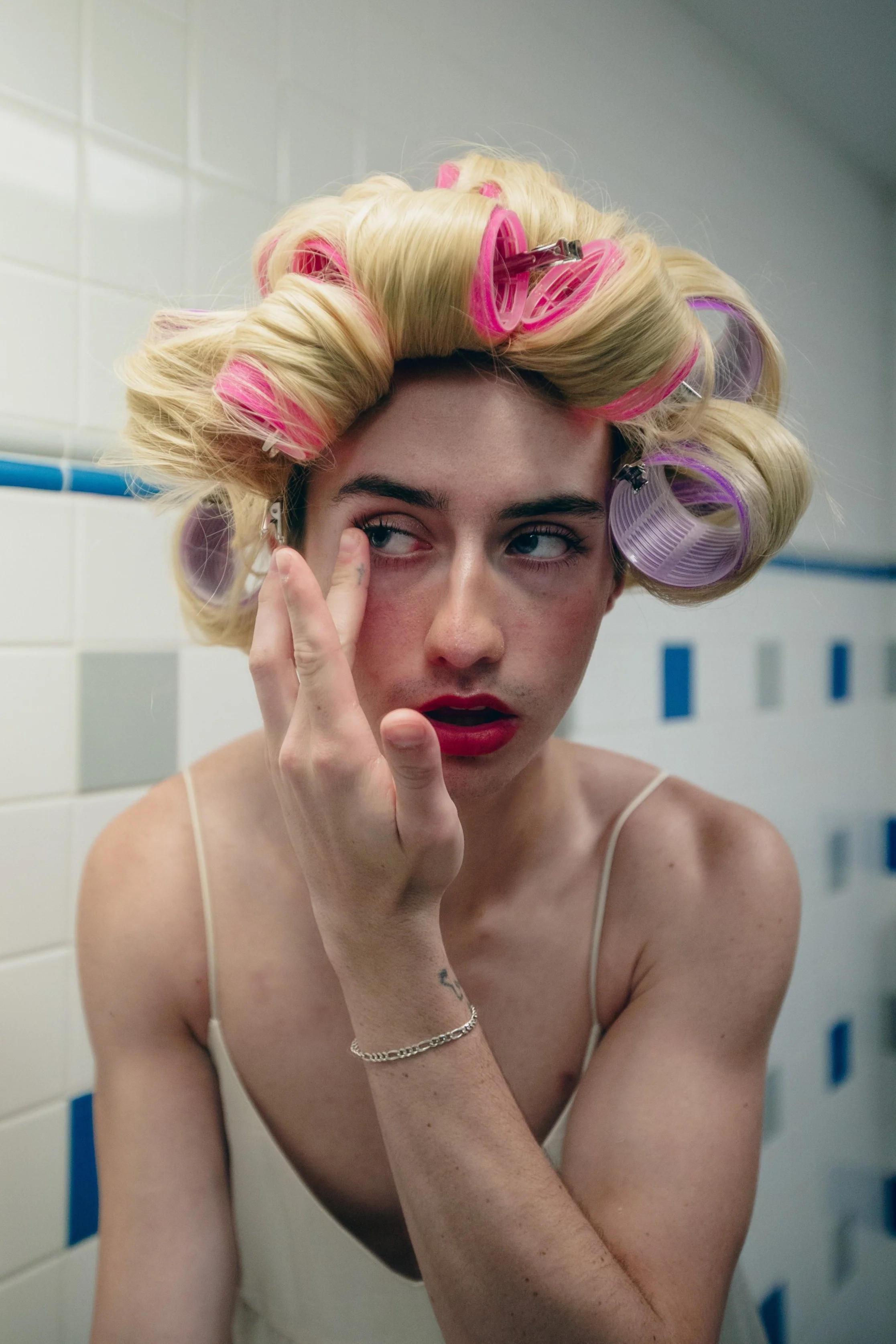 "Absurdity" Issue Spring '24 - Photography p. 30-33 