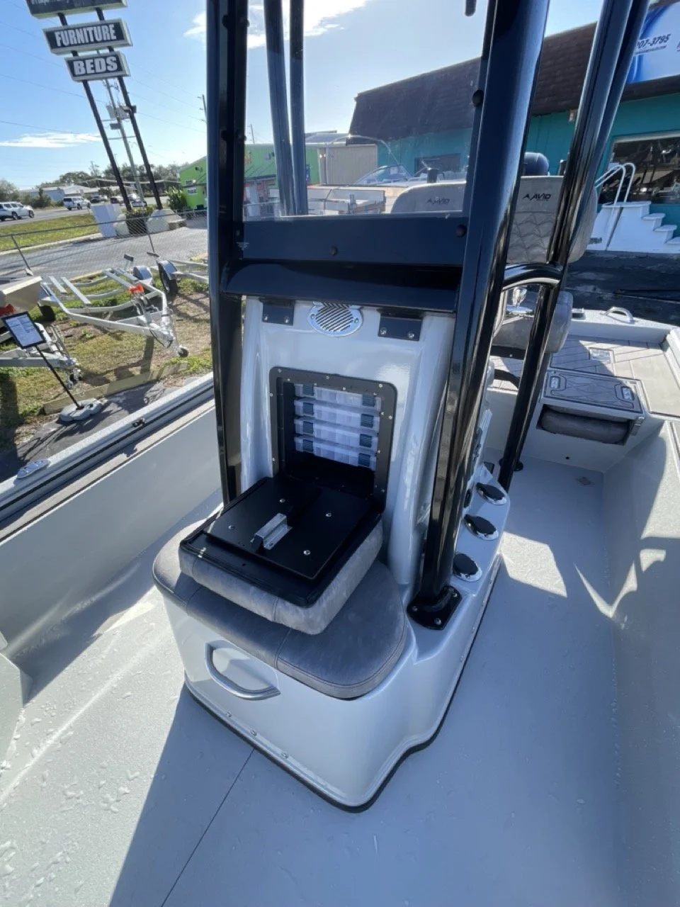 78976991100__8A57B998-DD1A-4D19-B4A8-E627ECBDBA35 Large.jpeg