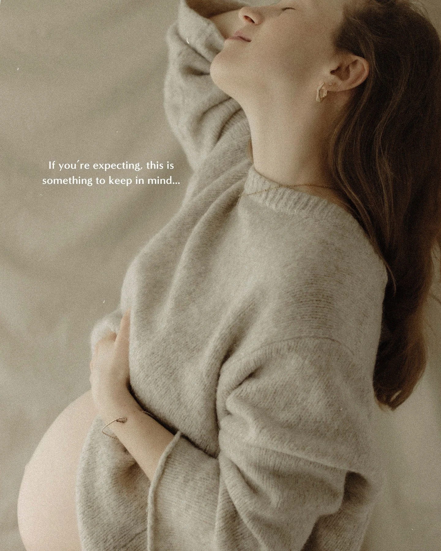 If you&rsquo;re expecting, this is something I gently recommend to all of my clients&hellip;

When should you book your newborn photography session?

The short answer is - before your baby arrives.

The early days of motherhood are beautiful, emotion