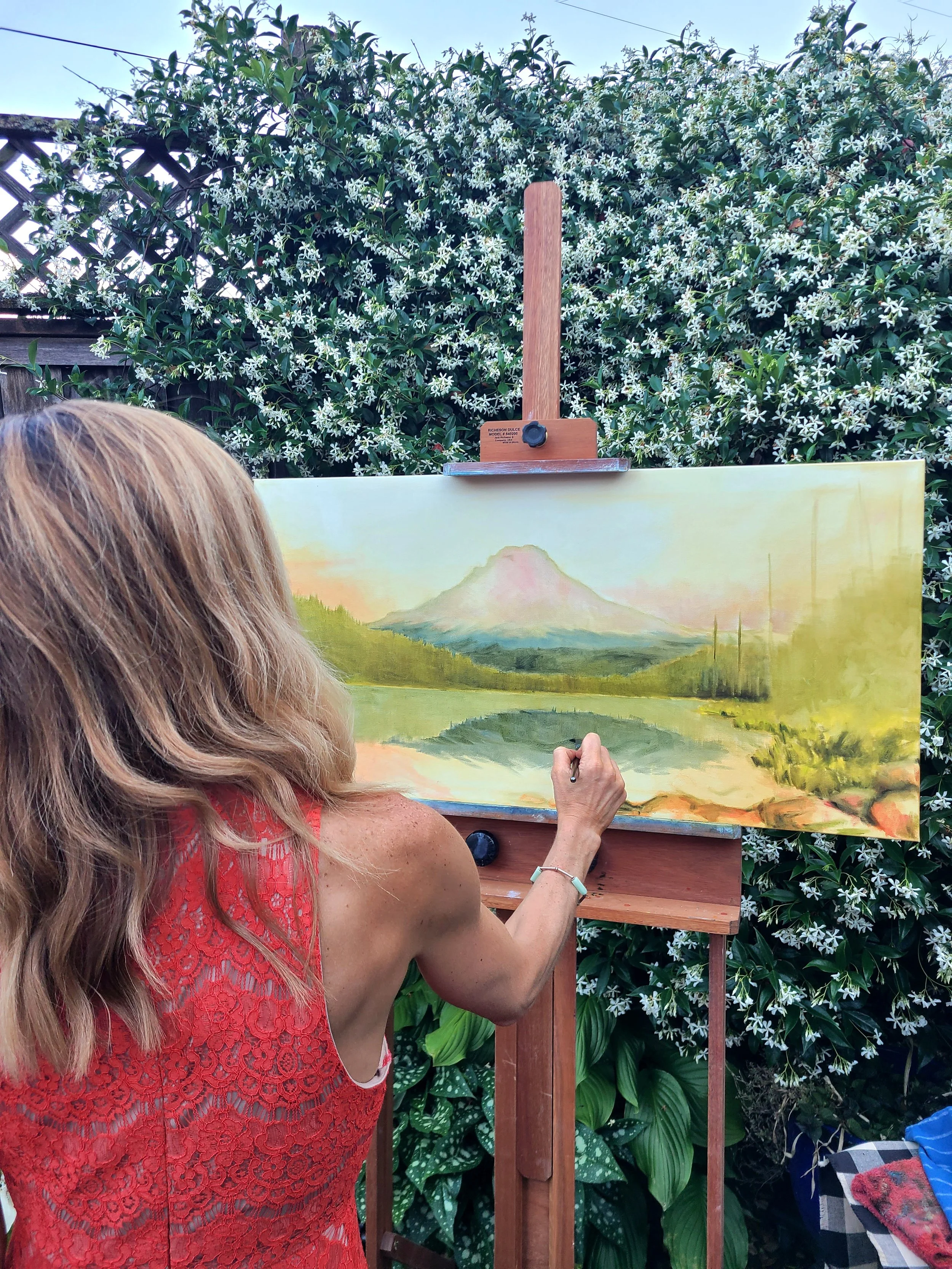 Our towns gift to our sister town (Poysdorf, Austria) for their Mayor. This was at the banquet dinner with both towns. Painted live.