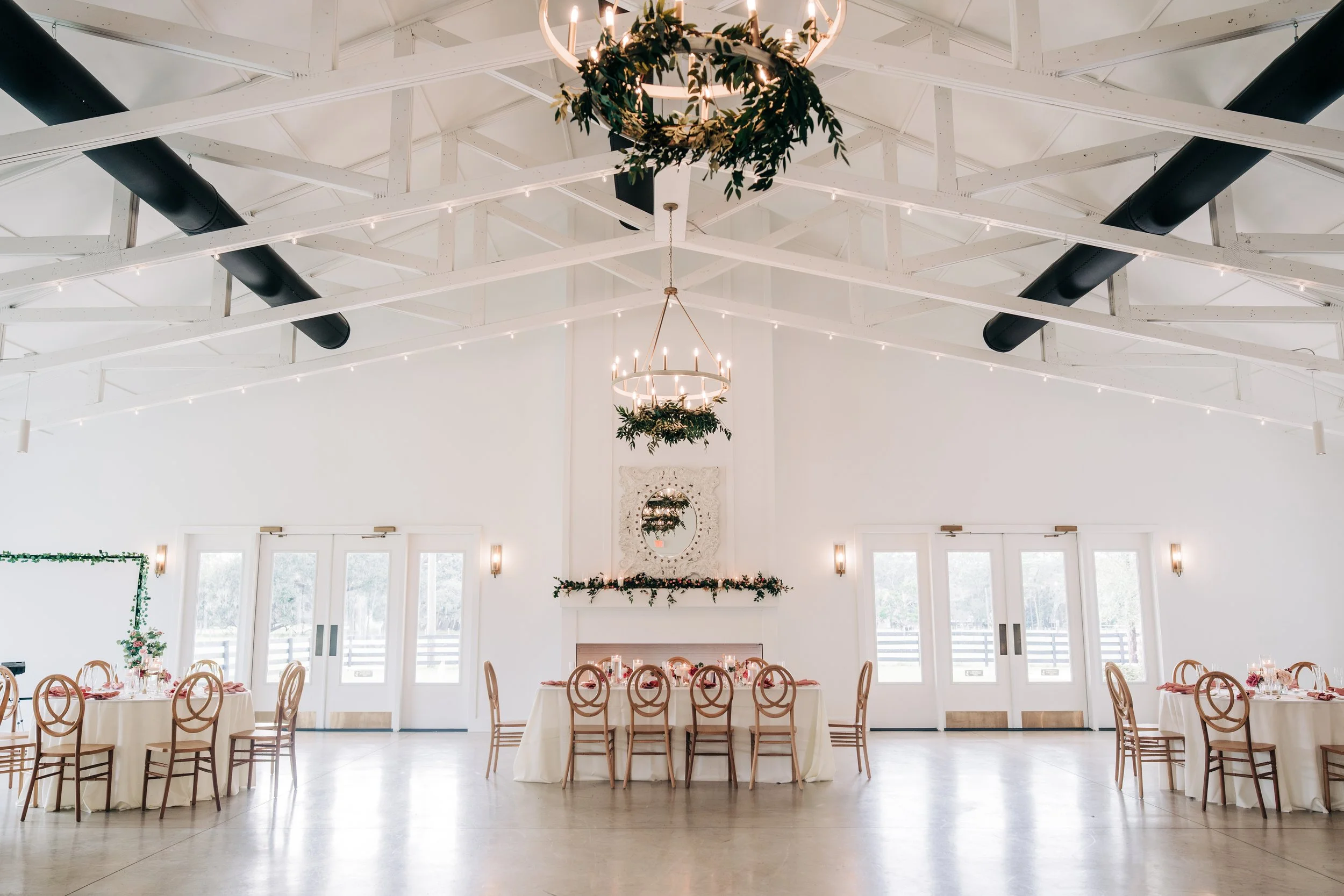 Unmatched experience in high-end celebrity and restaurant sectors