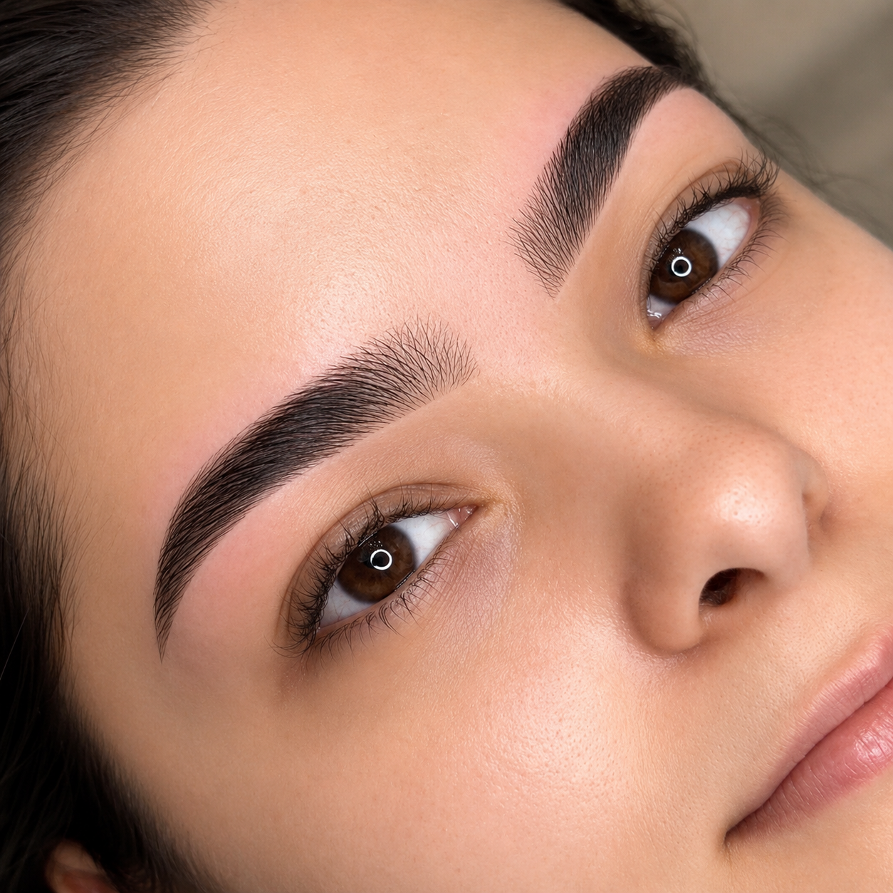 brow design and wax