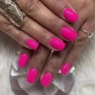 DND #541 Euro Fuchsia