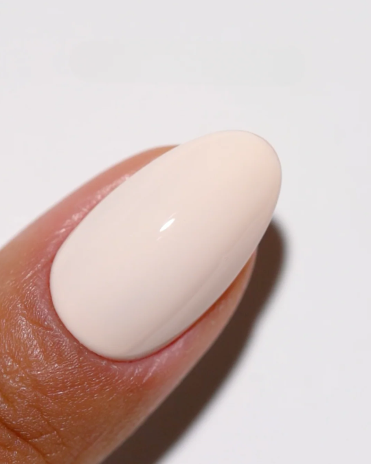 DND #291 Marshmallow Cloud (soft warm beige)