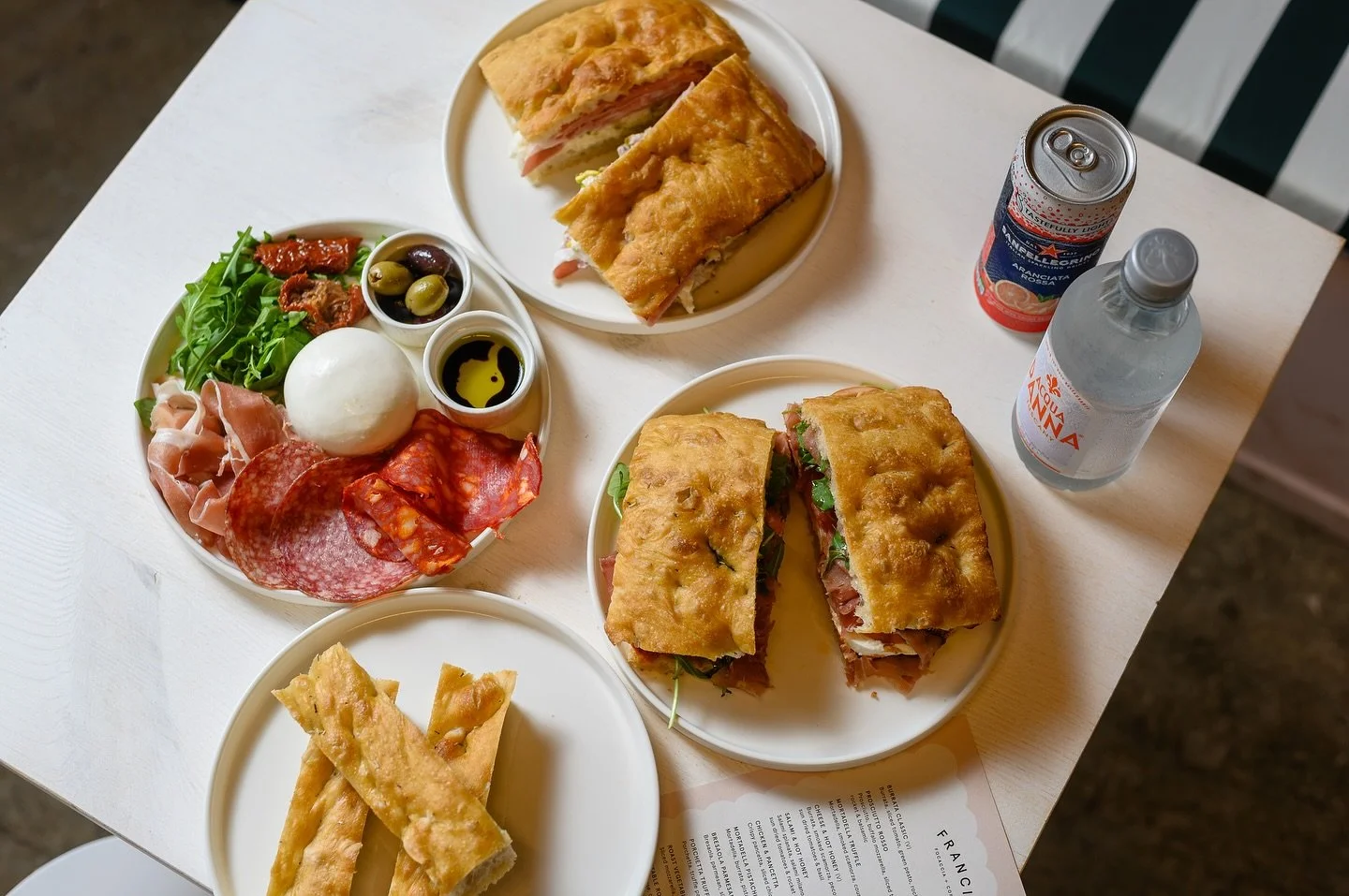 Focaccia done right 🤌🏼

Freshly baked, Italian-inspired, always delicious 🇮🇹

Eat in or takeaway, open for 8:30am daily.

#franciesfoccacia #franciesliverpool #liverpooleats #liverpoolfood #liverpoolcafe #franciesspecials #albertdockrestaurant