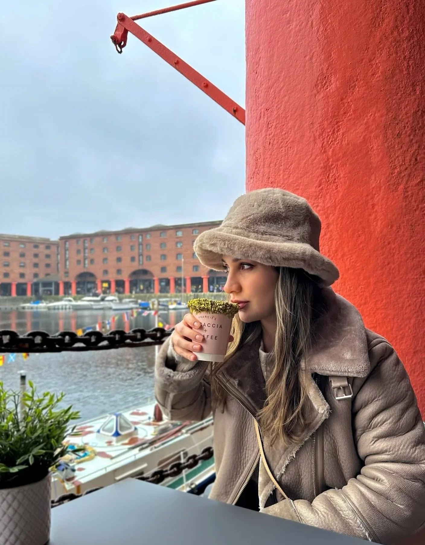 Nothing makes us happier than seeing you enjoy our Italian delights, with a coffee in one hand and a focaccia in the other 📸

Make sure to tag us in your photos, so we don&rsquo;t miss them!

📸tugceykoca

📸@bababouttown

#franciesfoccacia #francie