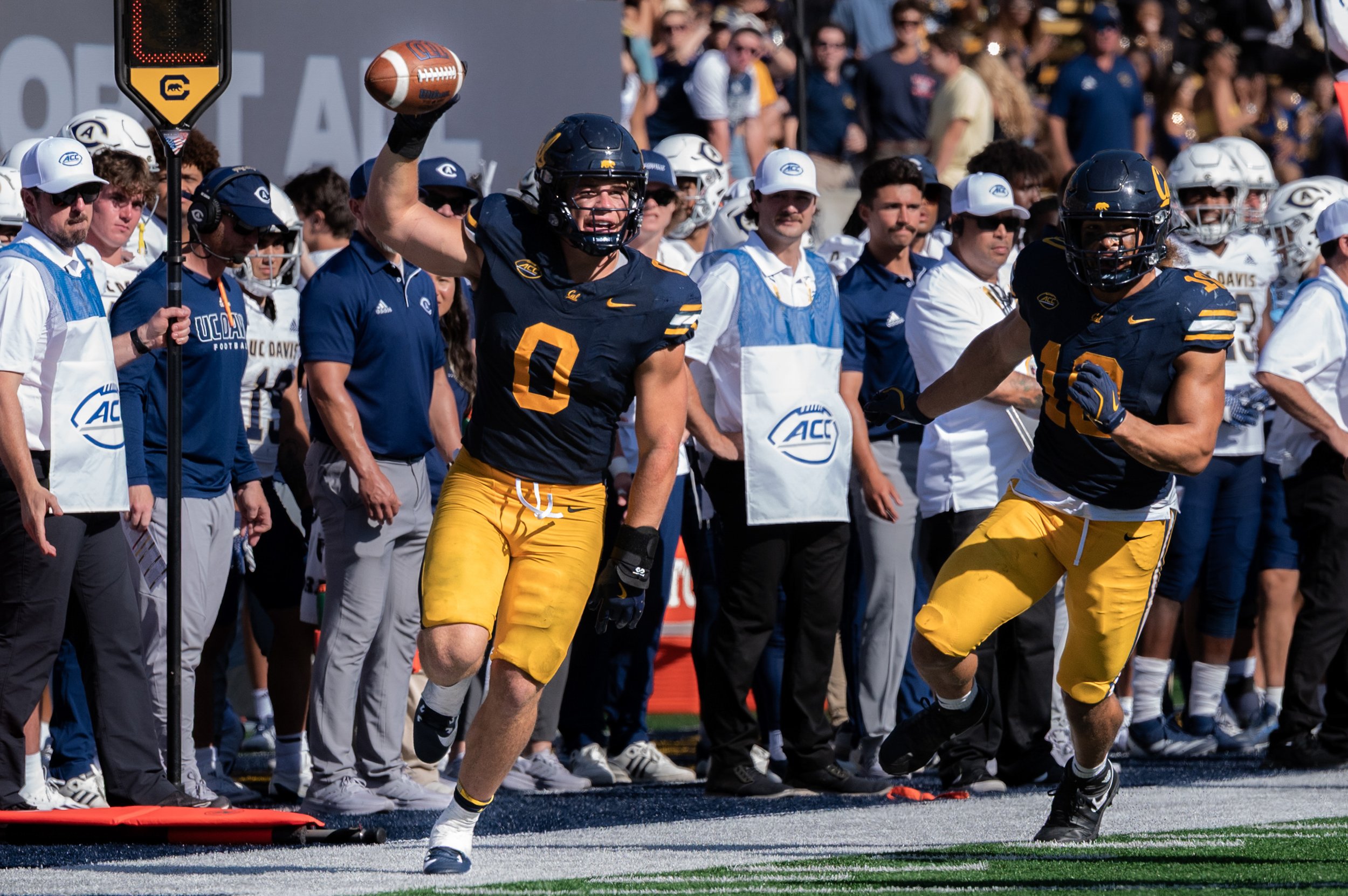 KGT-Cal-Football-60.jpg