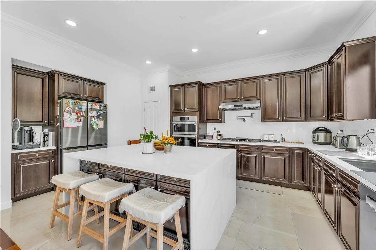 23-Kitchen.jpg