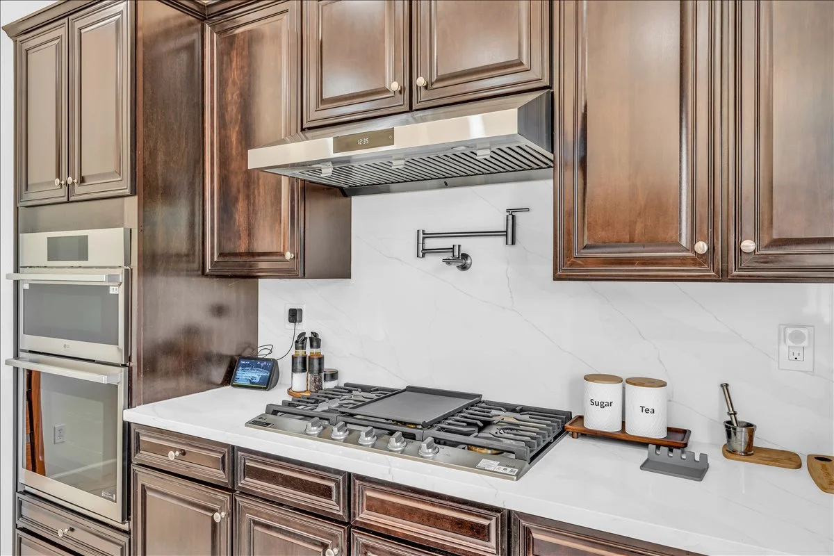 26-Kitchen.jpg