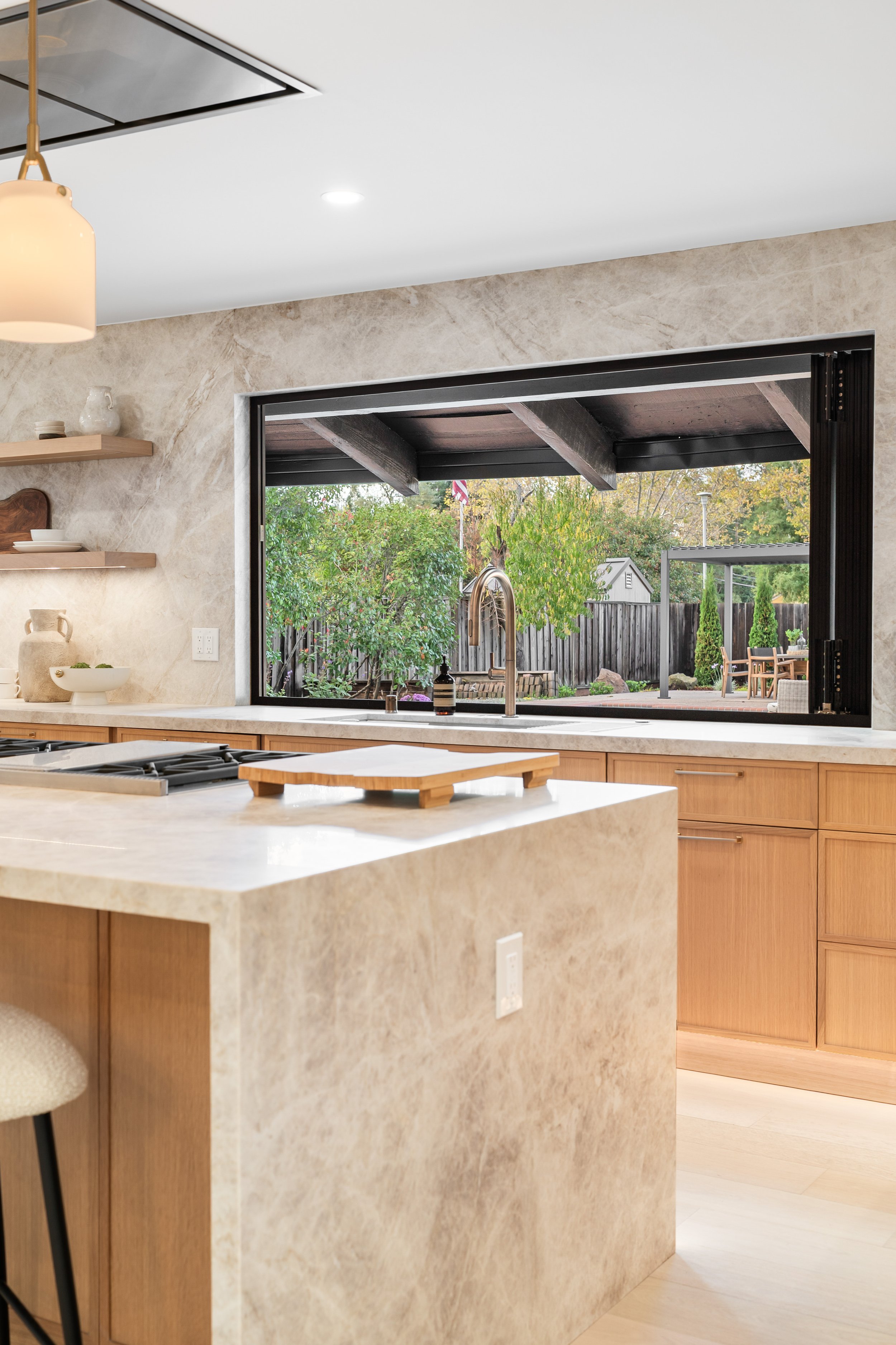 08-Kitchen.jpg