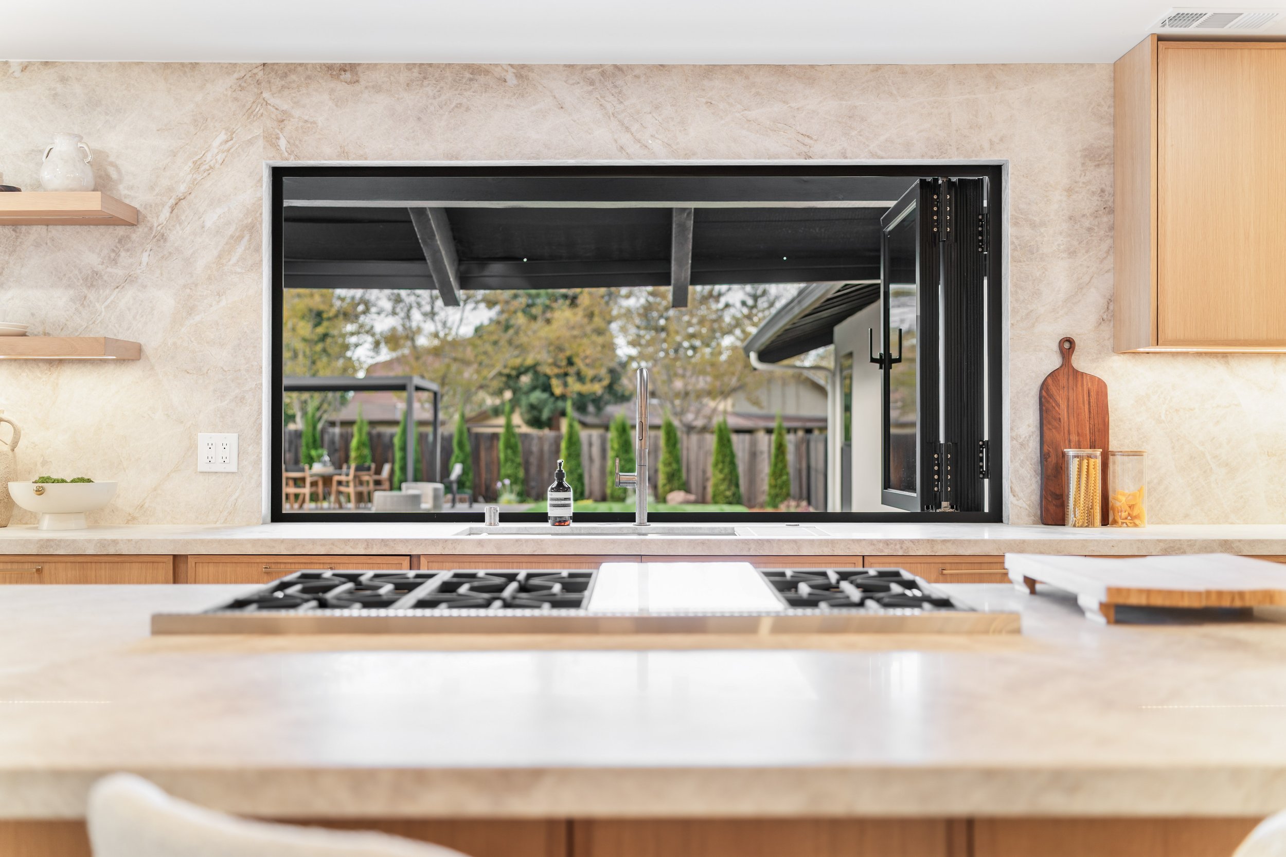 12-Kitchen.jpg