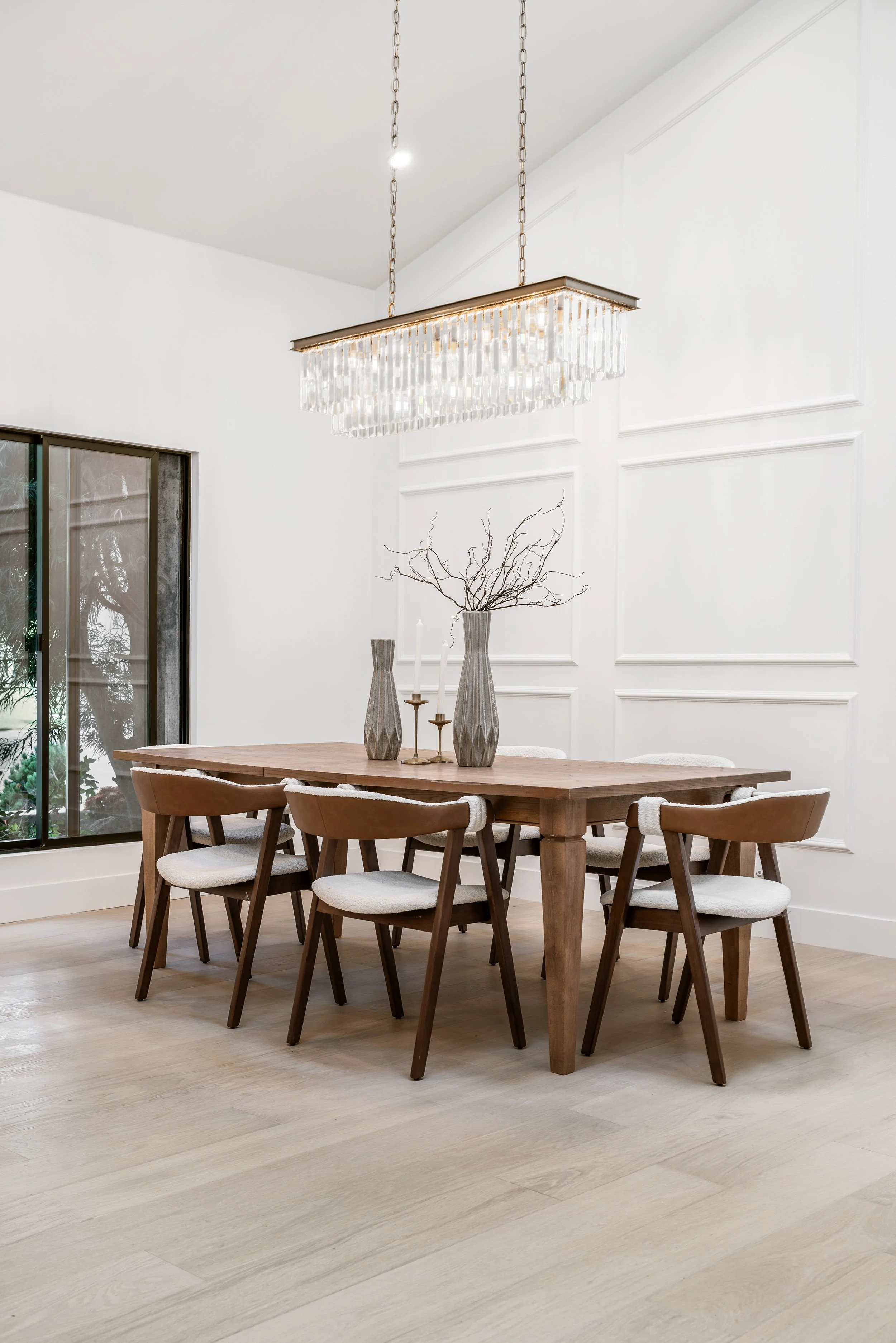 19-Dining Room.jpg