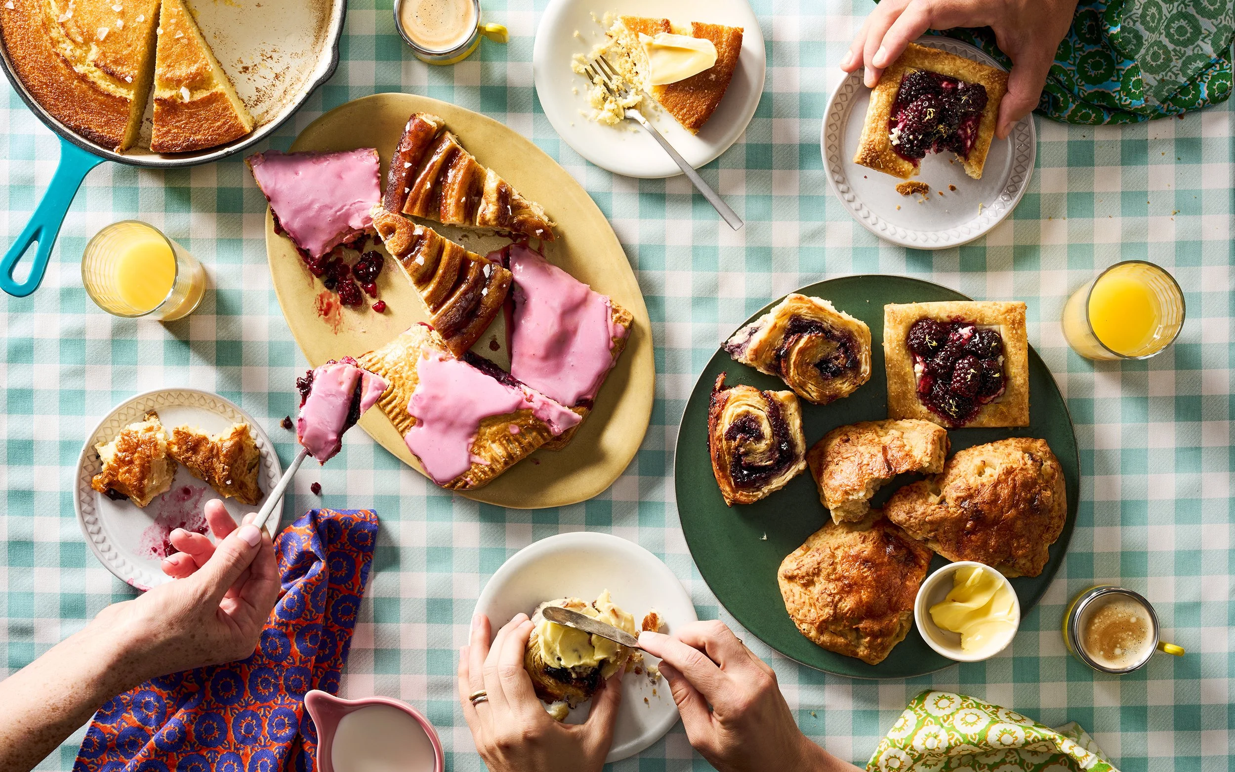Caroline-Schiff-Breakfast-Spread_897-Daily-Dessert.jpg