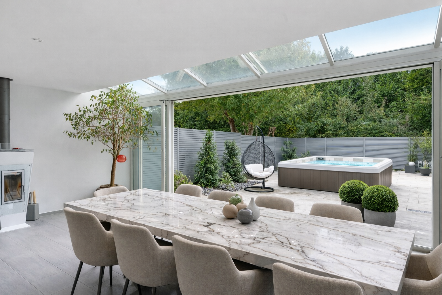 Staging Esszimmer2.png