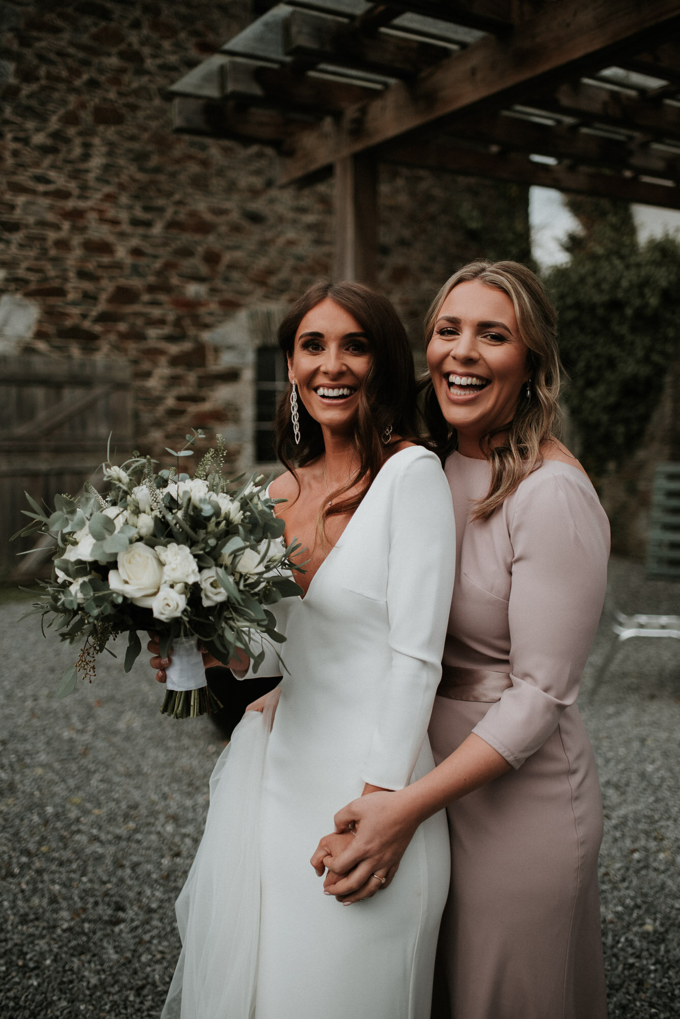 Anran Barn Wedding // Devon Wedding Photographer Katy Jones // Natural style wedding photography