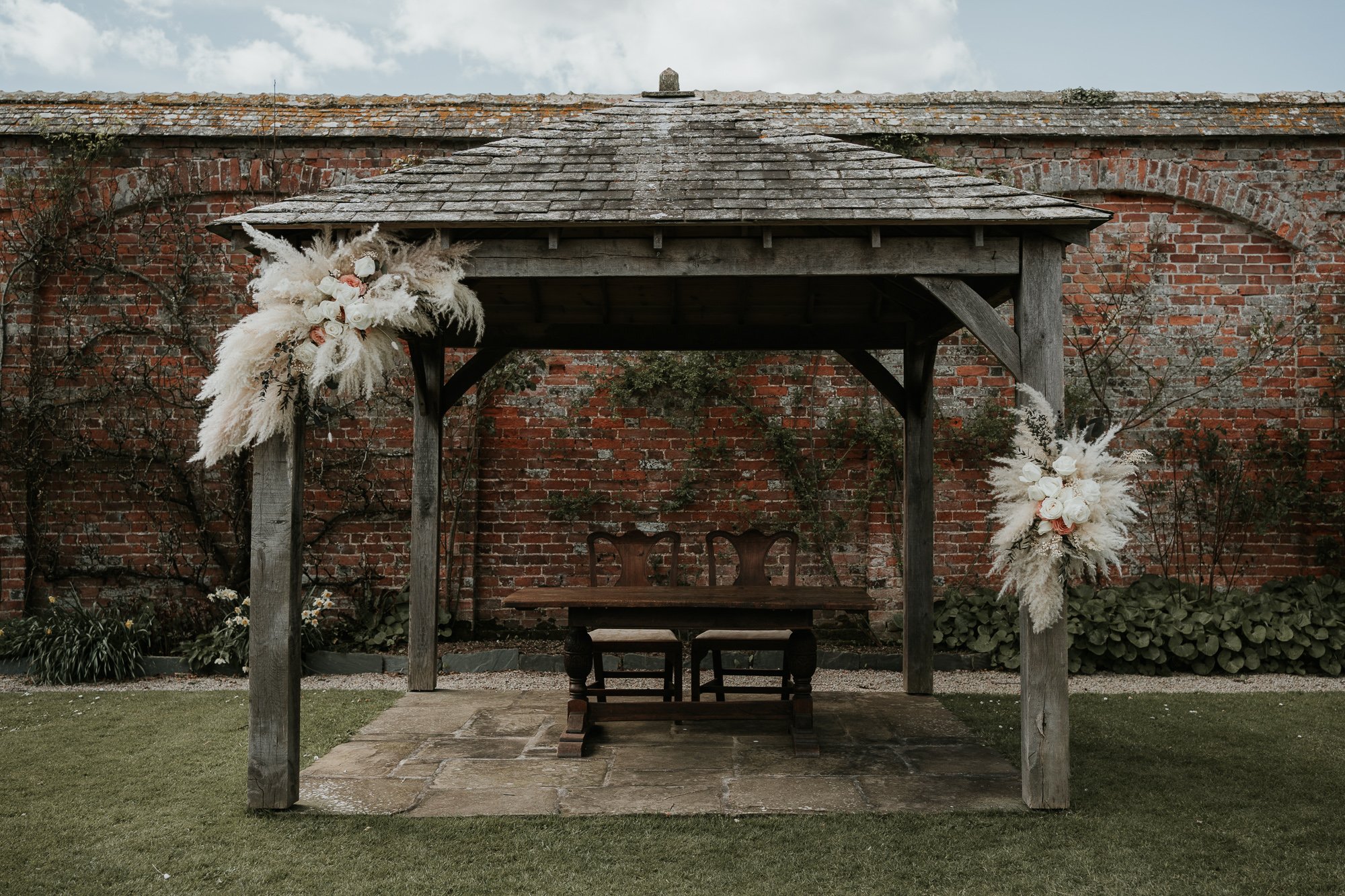 Exclusive luxury UK wedding photographer  // Kingston Estate Devon