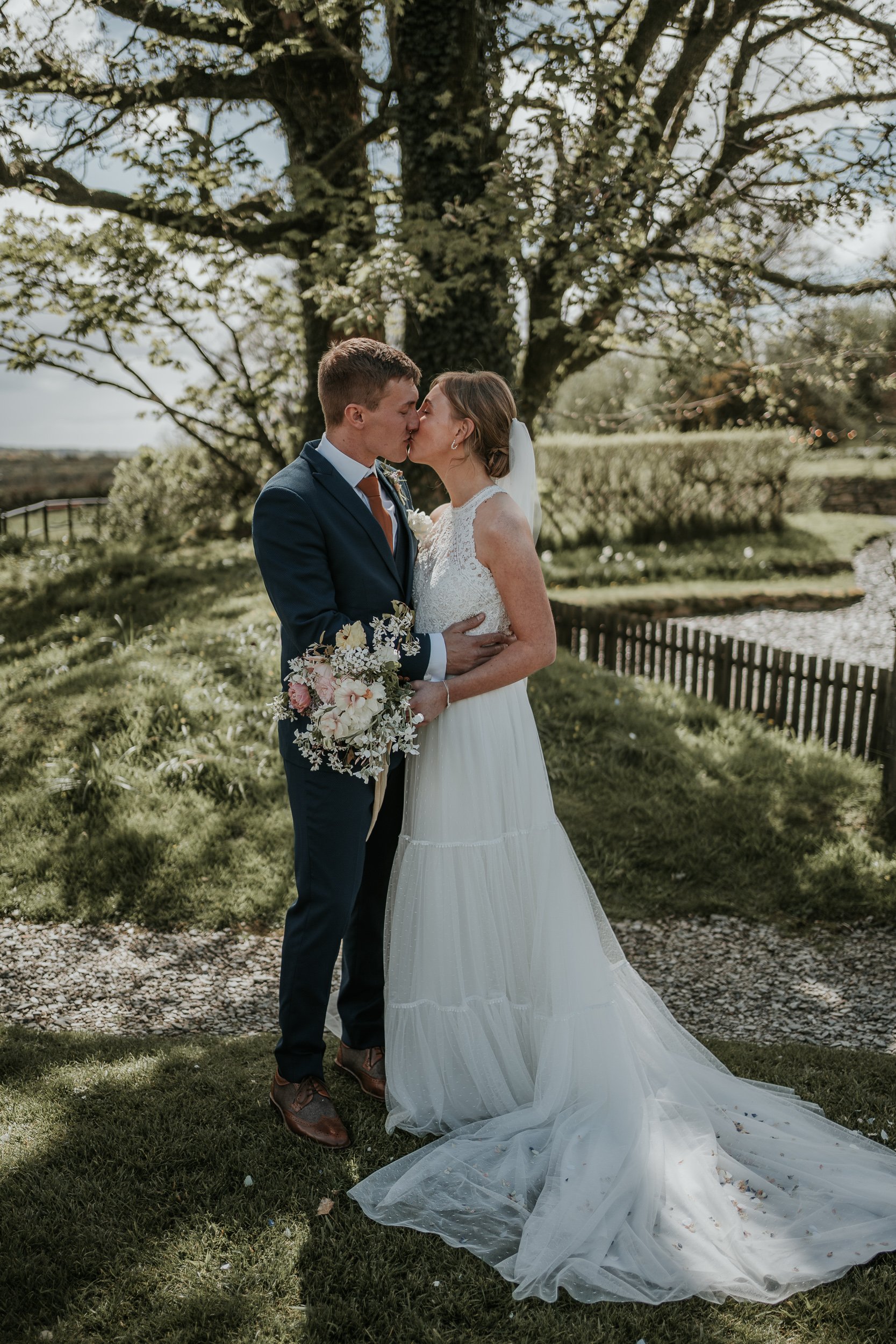 Trevenna barn cornwall wedding photographer.62.jpg