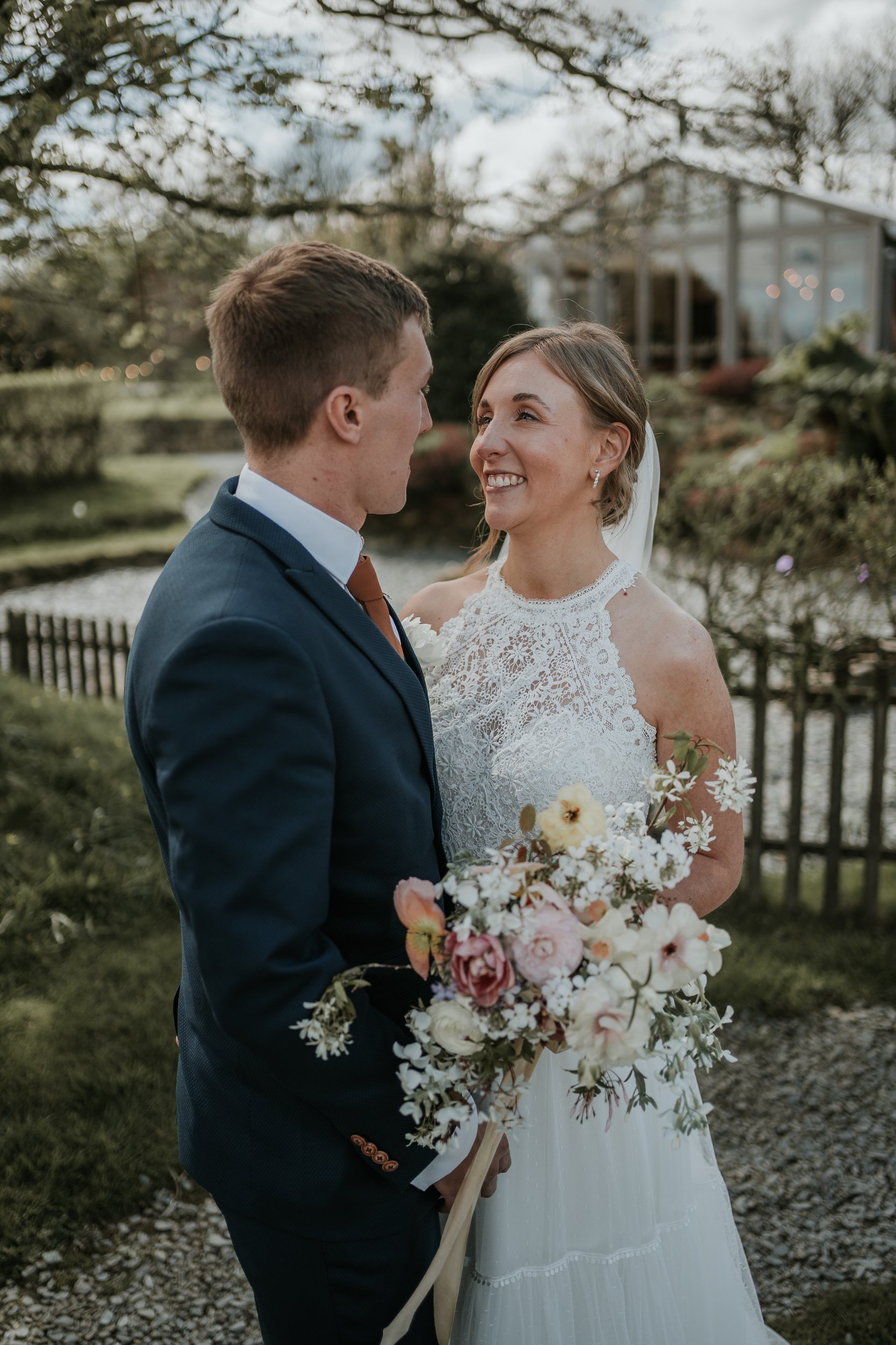 Trevenna barn cornwall wedding photographer.63.jpg