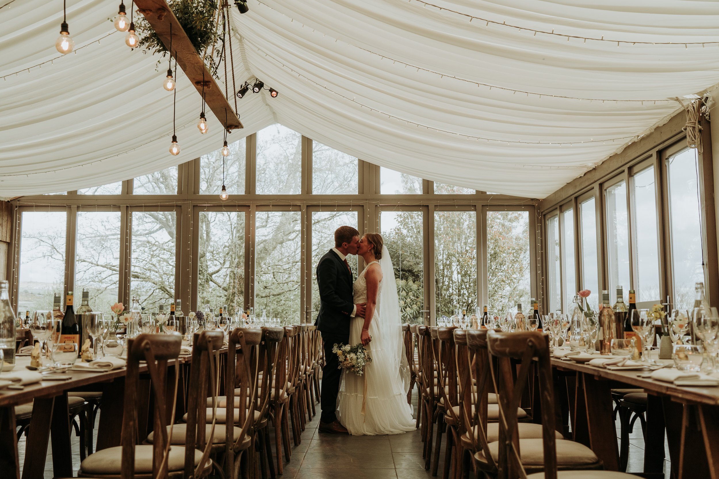 Trevenna barn cornwall wedding photographer.78.jpg