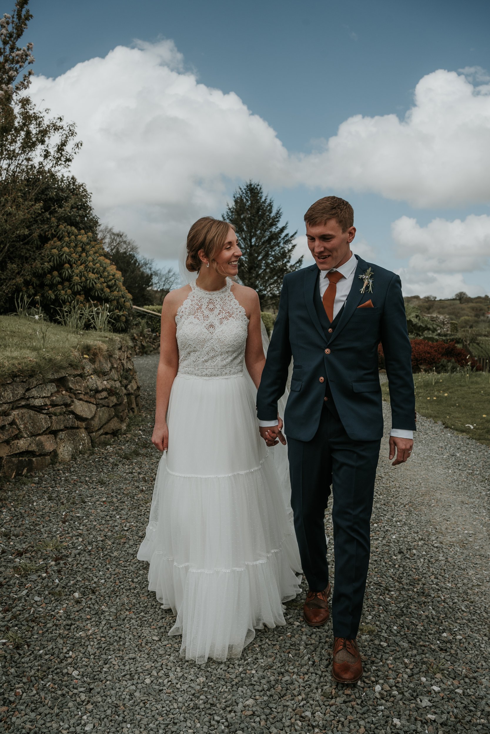 Trevenna barn cornwall wedding photographer.87.jpg