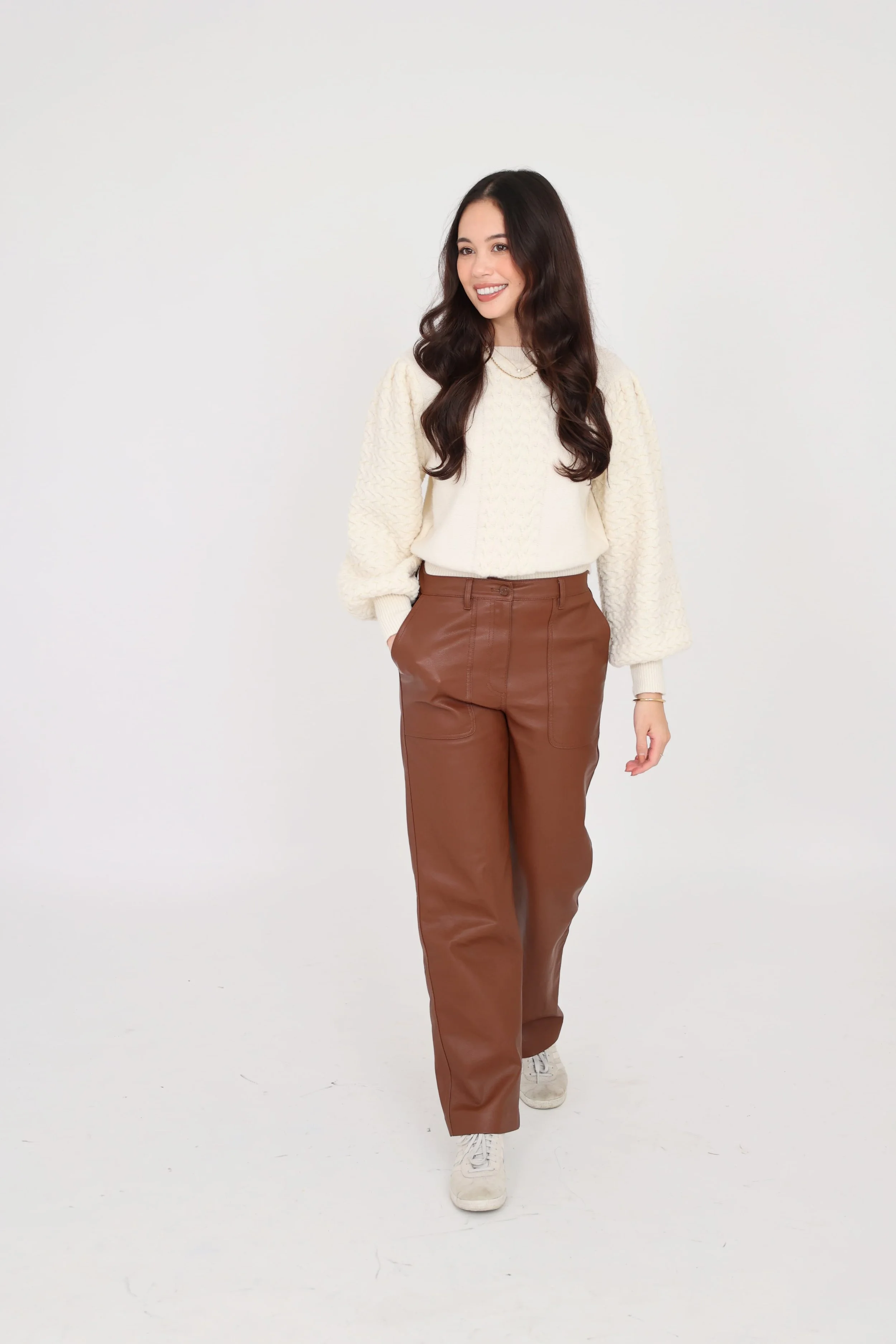 Full body 1.jpg