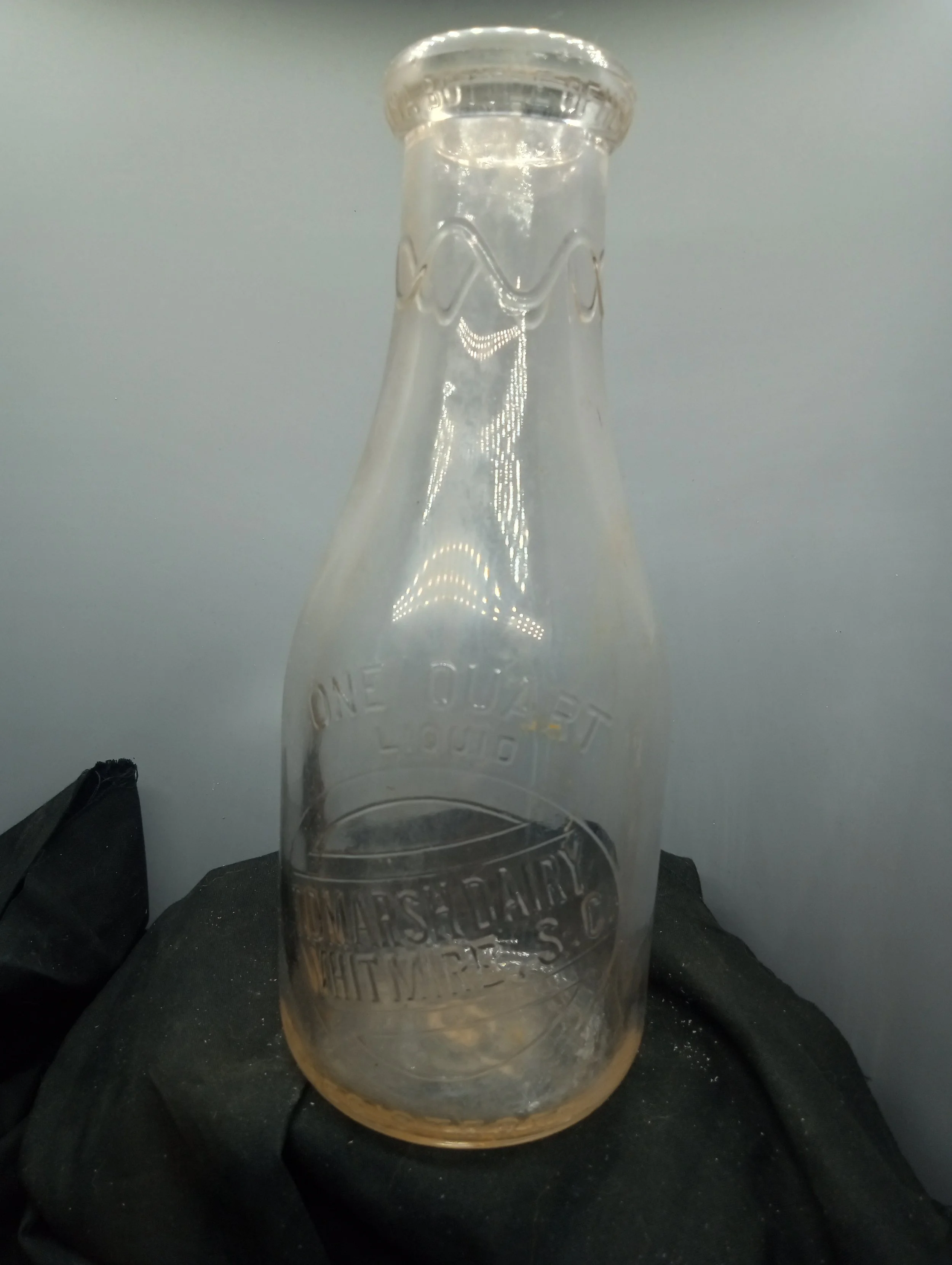 TOP - A BOTTLE OF MILK IS A BOTTLE OF HEALTH - FRONT ONE QUART / LIQUID / TIDMARSH DAIRY / WHITMIRE, S.C. / REGISTERED / 1511
