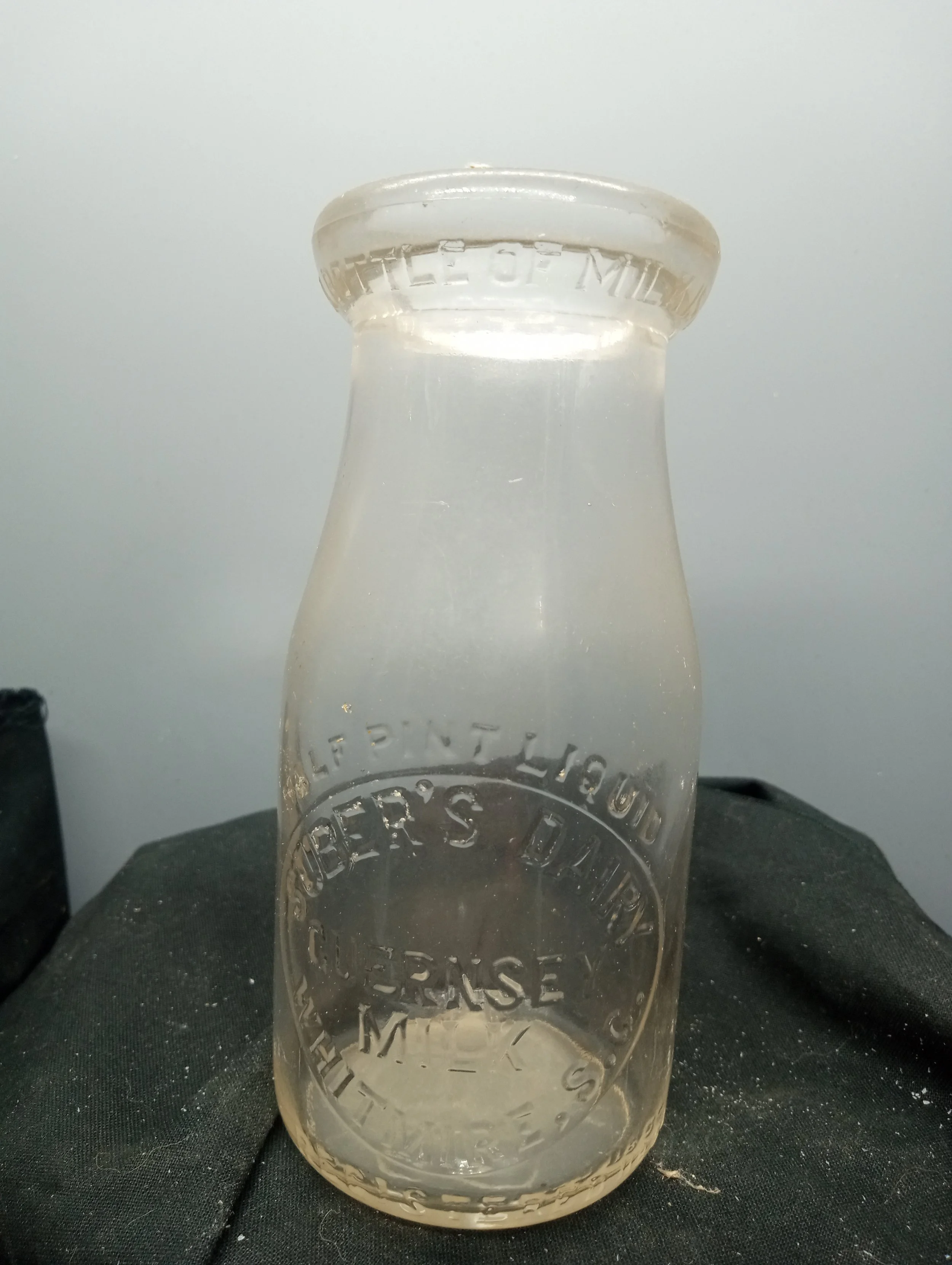 TOP - A BOTTLE OF MILK IS A BOTTLE OF HEALTH - FRONT - HALF PINT LIQUID / SUBER'S DAIRY / GUERNSEY / MILK / WHITMIRE, S.C. / REGISTERED 11 B 55