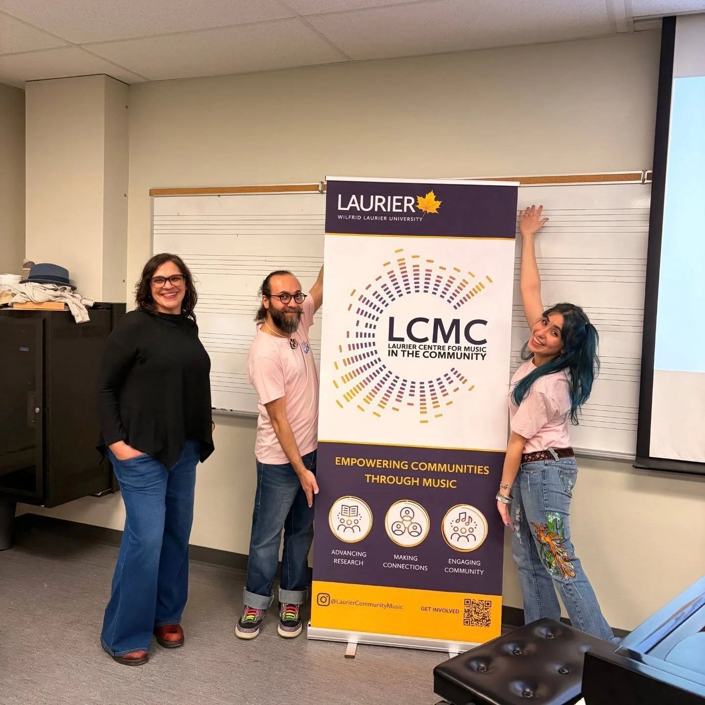 @wilfridlaurierun in Kitchener Ontario by @lauriercommunitymusic to facilitate a workshop for @lauriermusic  students on using music in community settings.