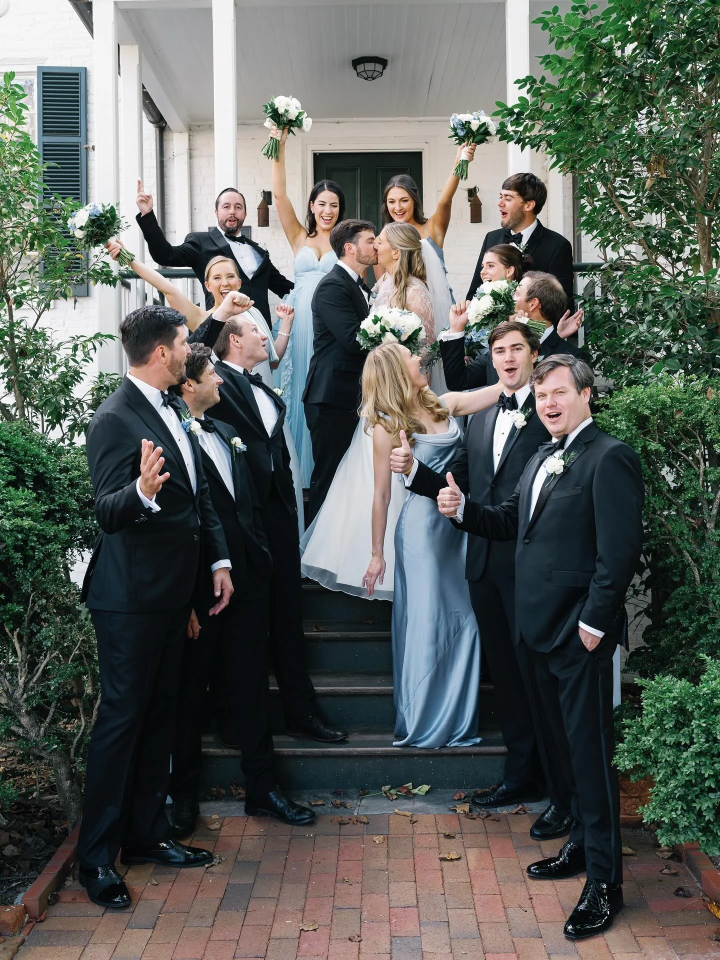 sneak peeks from this past weekend with E + J 🫶🏼

Photography: @davidabel.co 
Planning: @walsh.events
Ceremony Venue: @reveillechurch
Reception Venue + Catering: @commonwealthclubweddings
Entertainment: @samhillentertainment @10spotband
Florals: @s