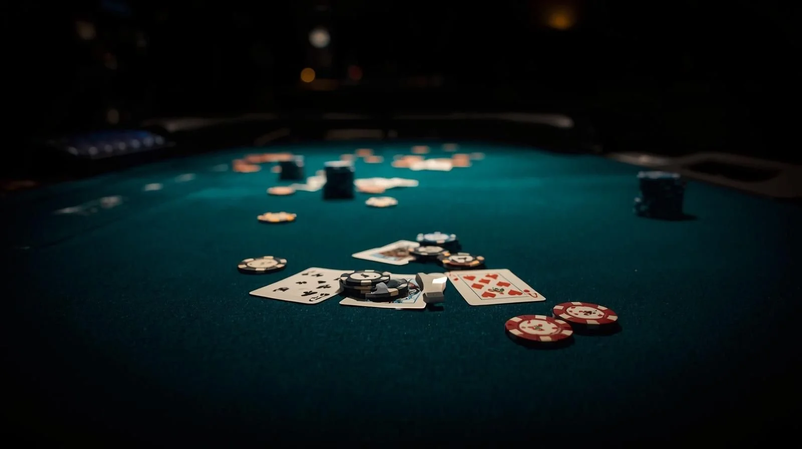 Do You Have a Gambling Problem or Addiction? Signs & Treatment