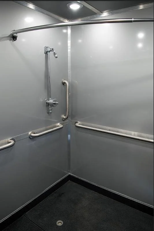 1_Station_ADA_Compliant_Restroom_Shower_Trailer_e8zYae.jpg
