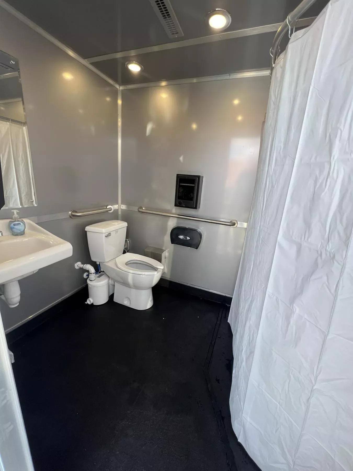 1_Station_Wheelchair_Accessible_Restroom_Shower_Combo_Trailer__7-1-25_7-15-25__7-22-25_L3QJnMhle73j.webp