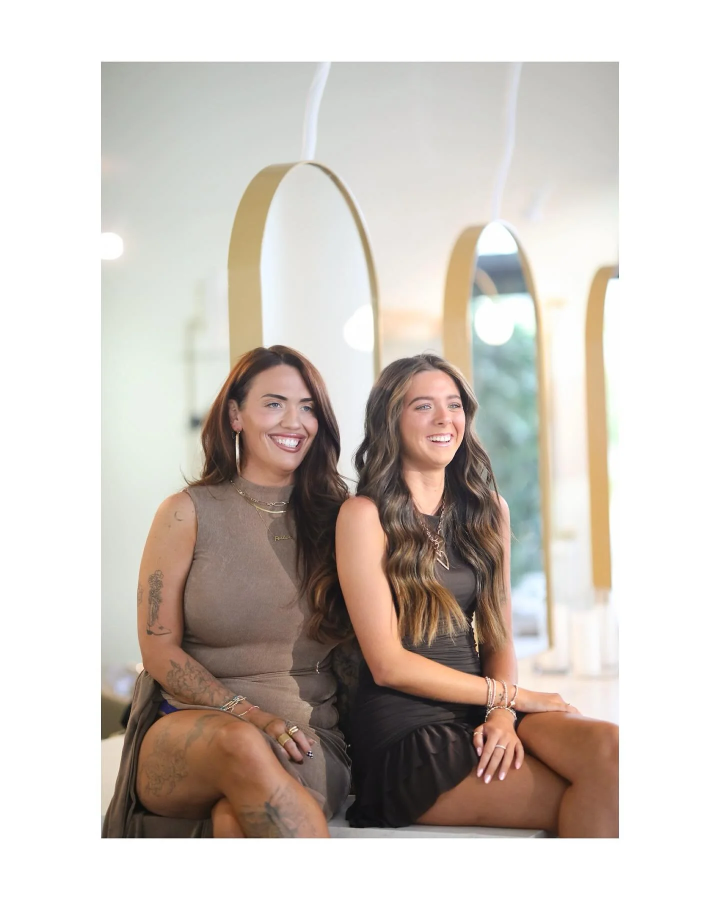 Girls of Gloss Salon♥๏ธ๐๐ผ‍โ๏ธ
•
•
•
#chattanoogaphotographer #chattanoogaphotography #chattanoogaphotographers #tennesseephotographer #tennesseephotography #georgiaphotographer #georgiaphotography #photography #photographer
