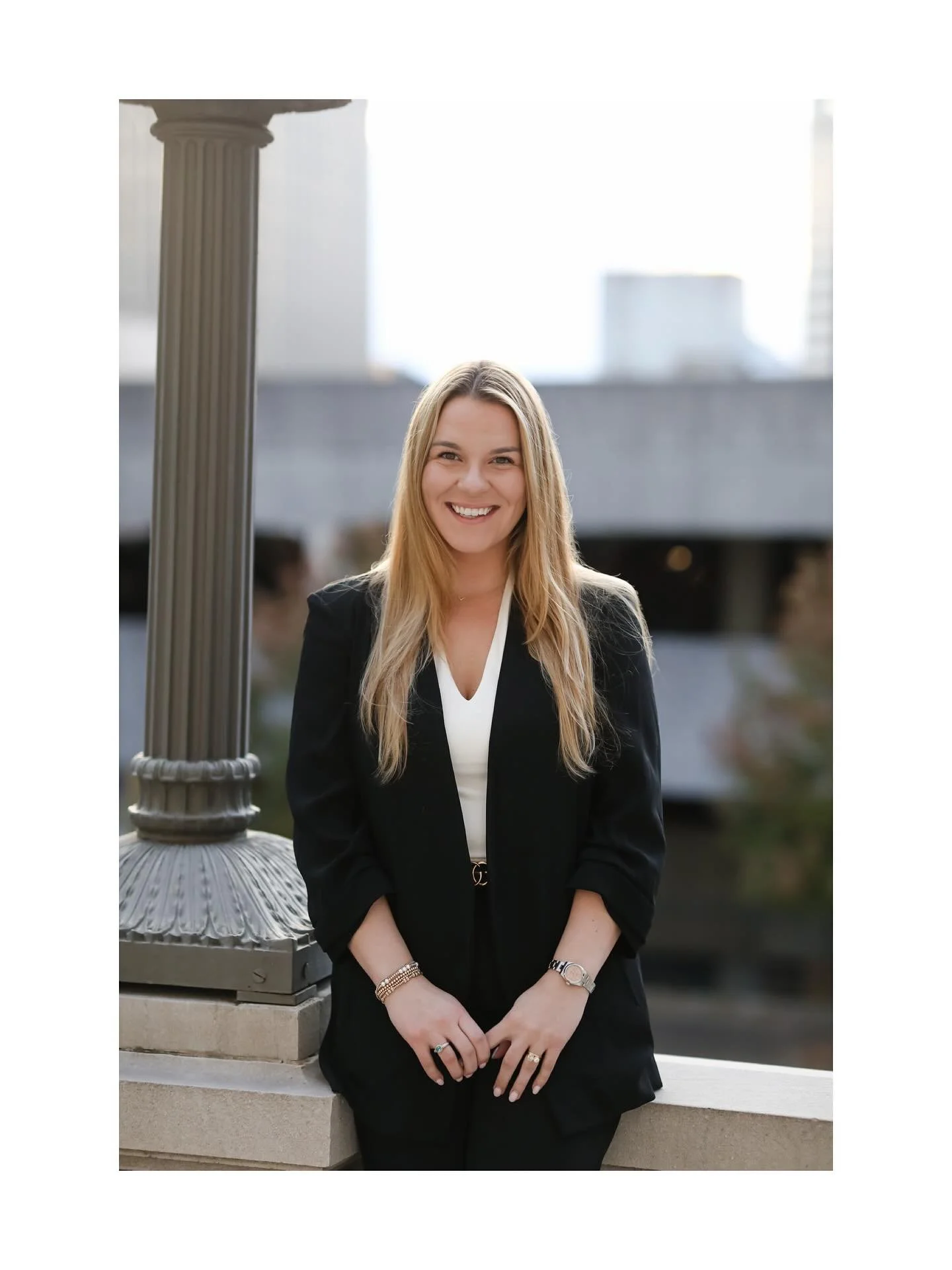 Headshots, headshots are so fun, they&rsquo;re so fun for everyone! Jk- they normally aren&rsquo;t unless you get them done with me :) did you know I offer 15 minute headshot sessions for $150?! Visit my website or message me to book🫡👏🏼
&bull;
&bu