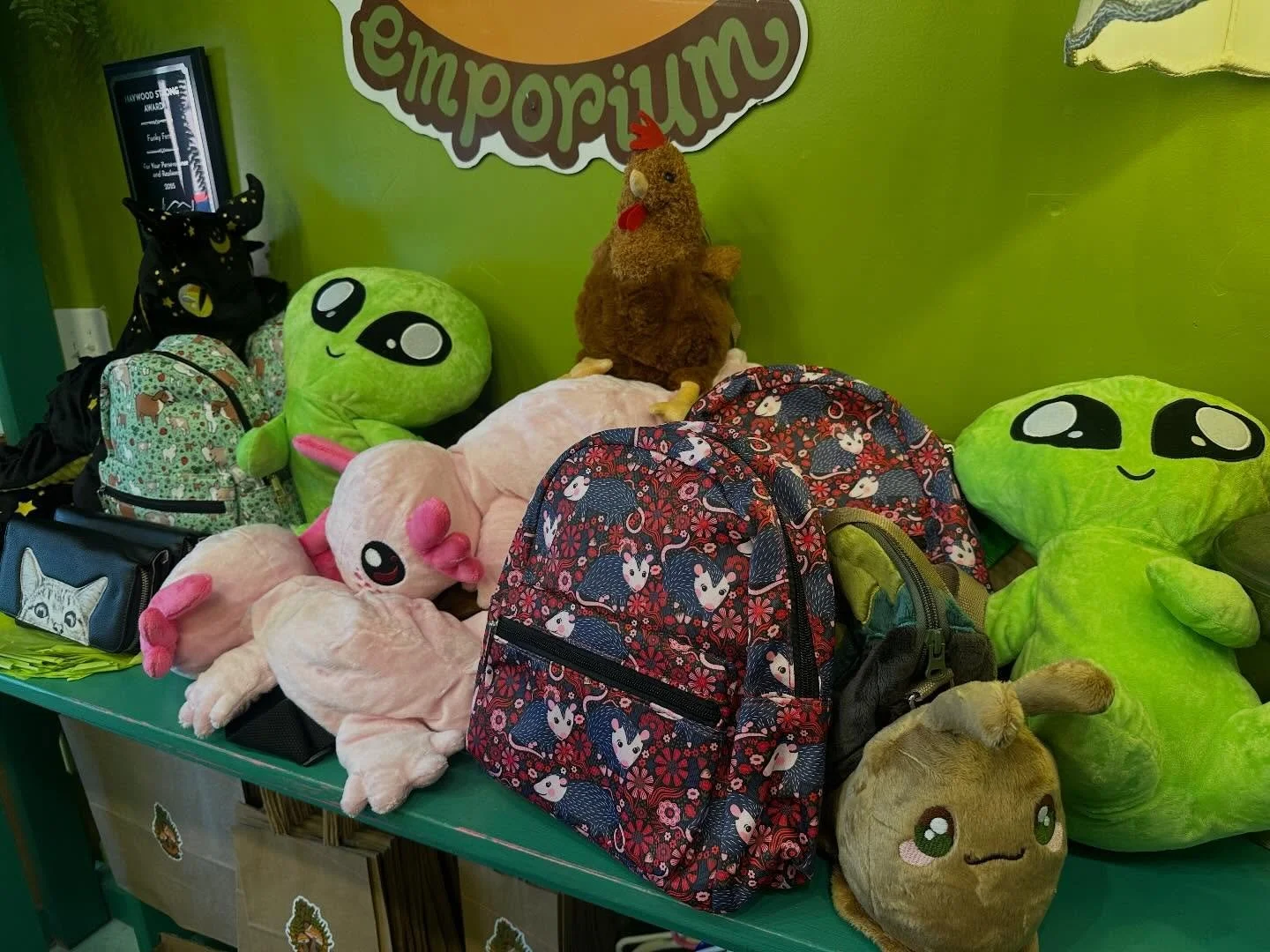 Lots of fun new bags landing on the floor today! Here until 5 pm!