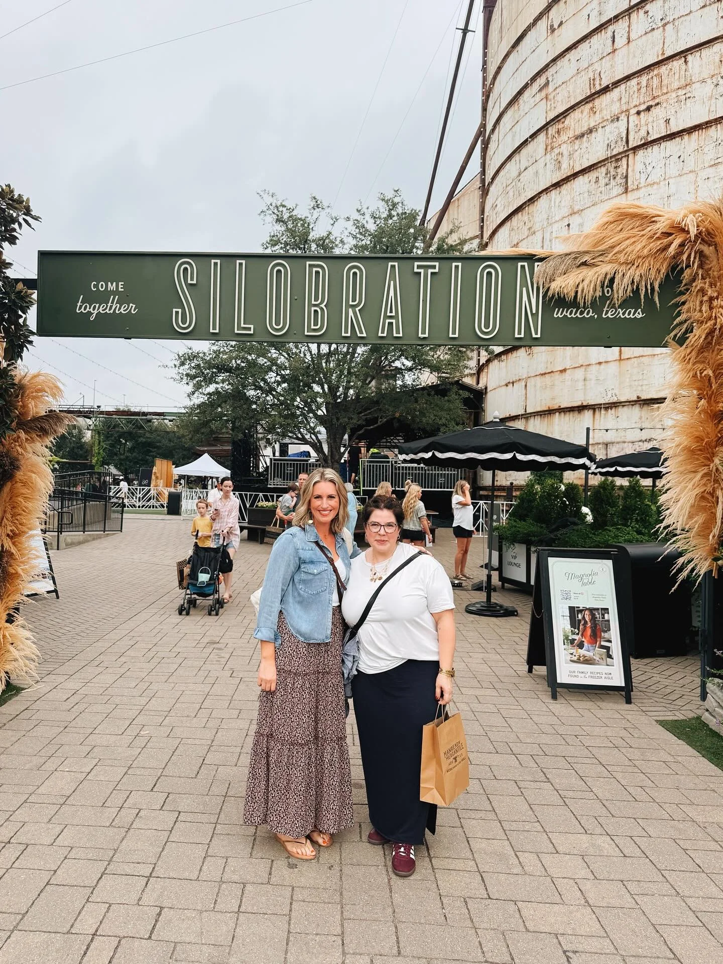 Silobration 2025 at @magnolia in Waco, Texas was full of inspiration and good times! Anne and Chelsey spent the weekend visiting The Silos at Magnolia (Anne&rsquo;s 5th time, Chelsey&rsquo;s 1st!) and it couldn&rsquo;t have been more fun! We took in 