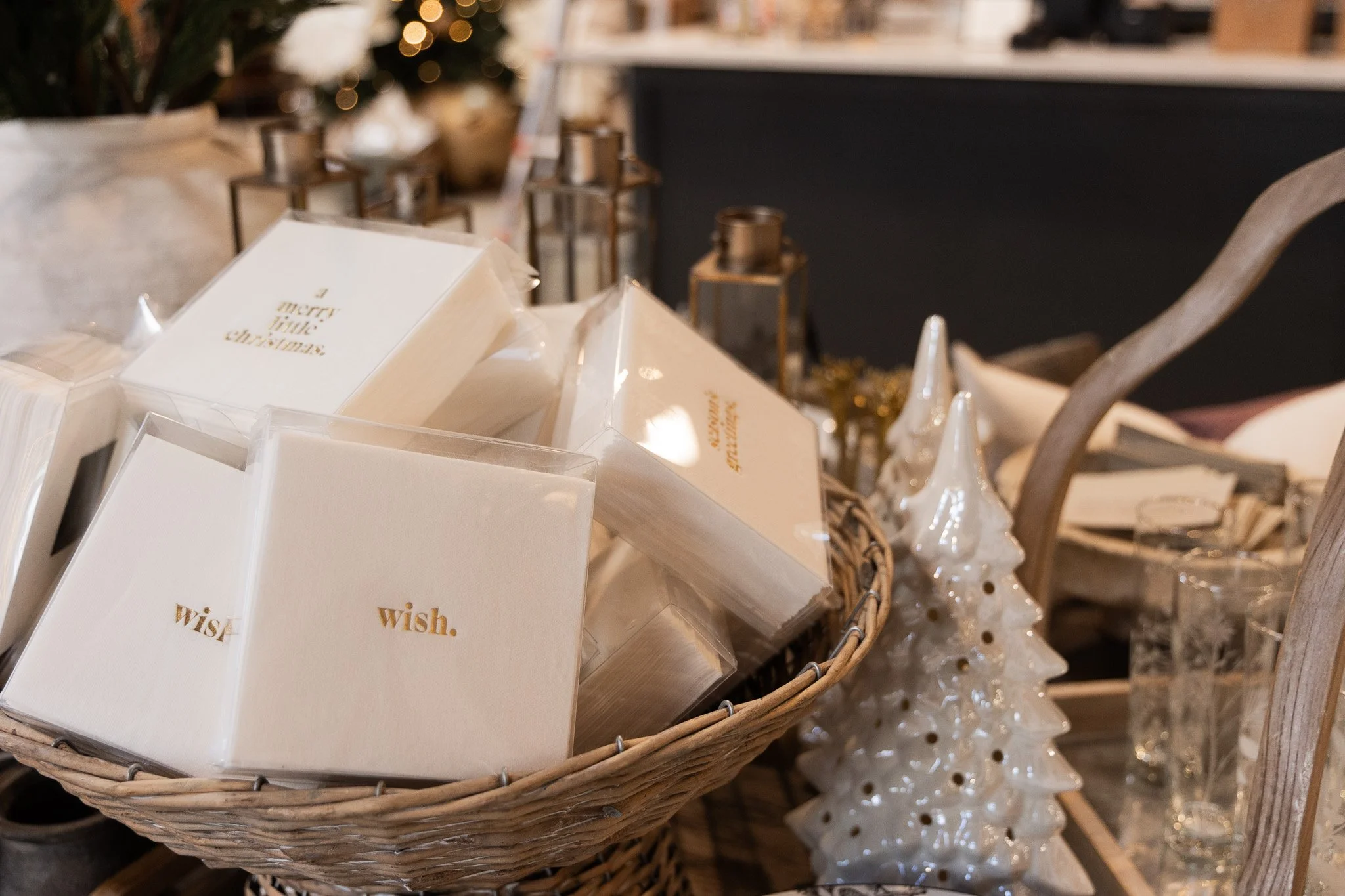 Are you hosting a holiday gathering this year? We've got you covered with festive cocktail napkins, linen napkins, beautiful plates, stoneware mugs, table runners, candles and so many more things to make your guests feel at home.