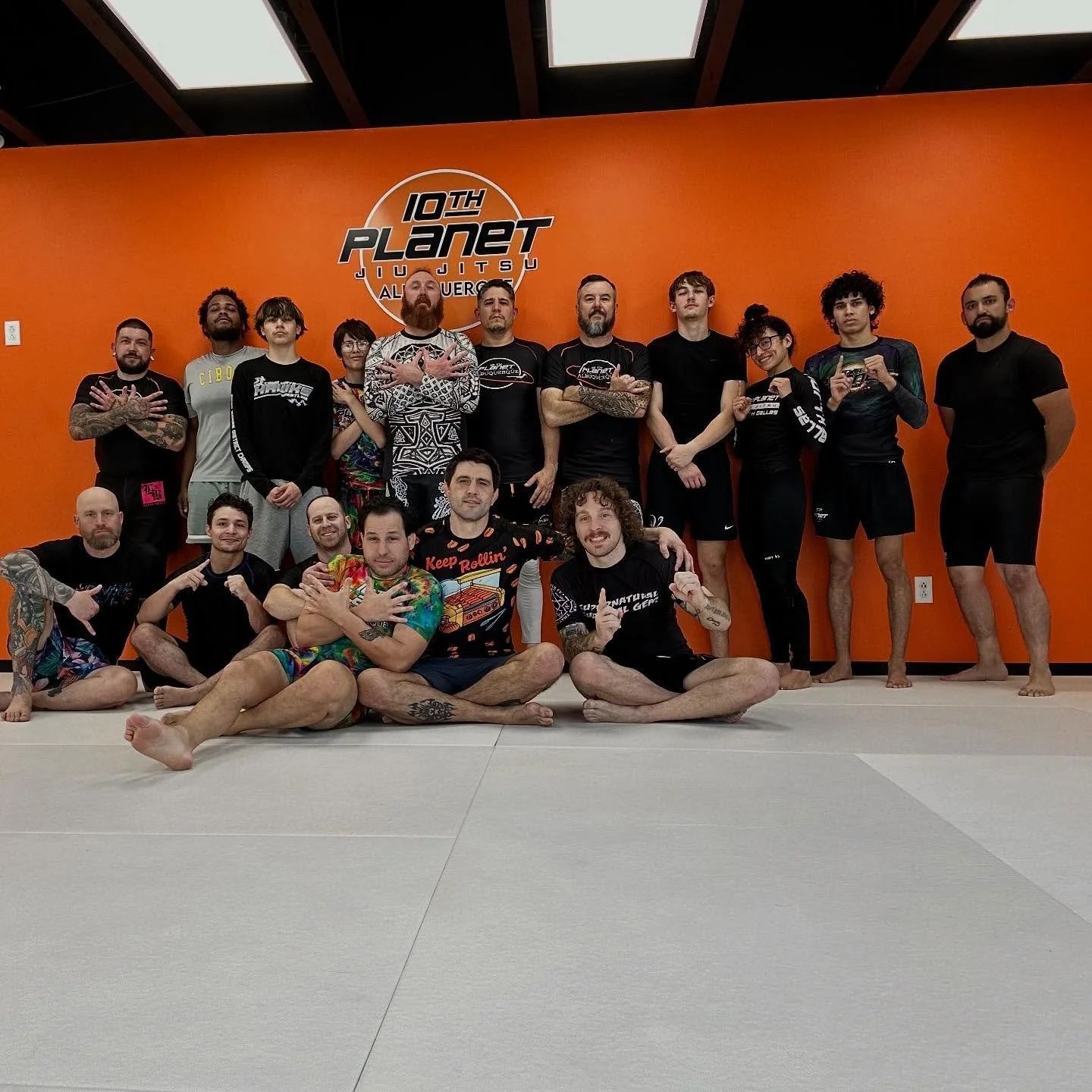 Thanks to everyone who came out to our food drive rubberguard seminar! We got a bunch of food to take to the banks! 

#rubberguard #10p4l #10wo #snap #fooddrive #abq #505