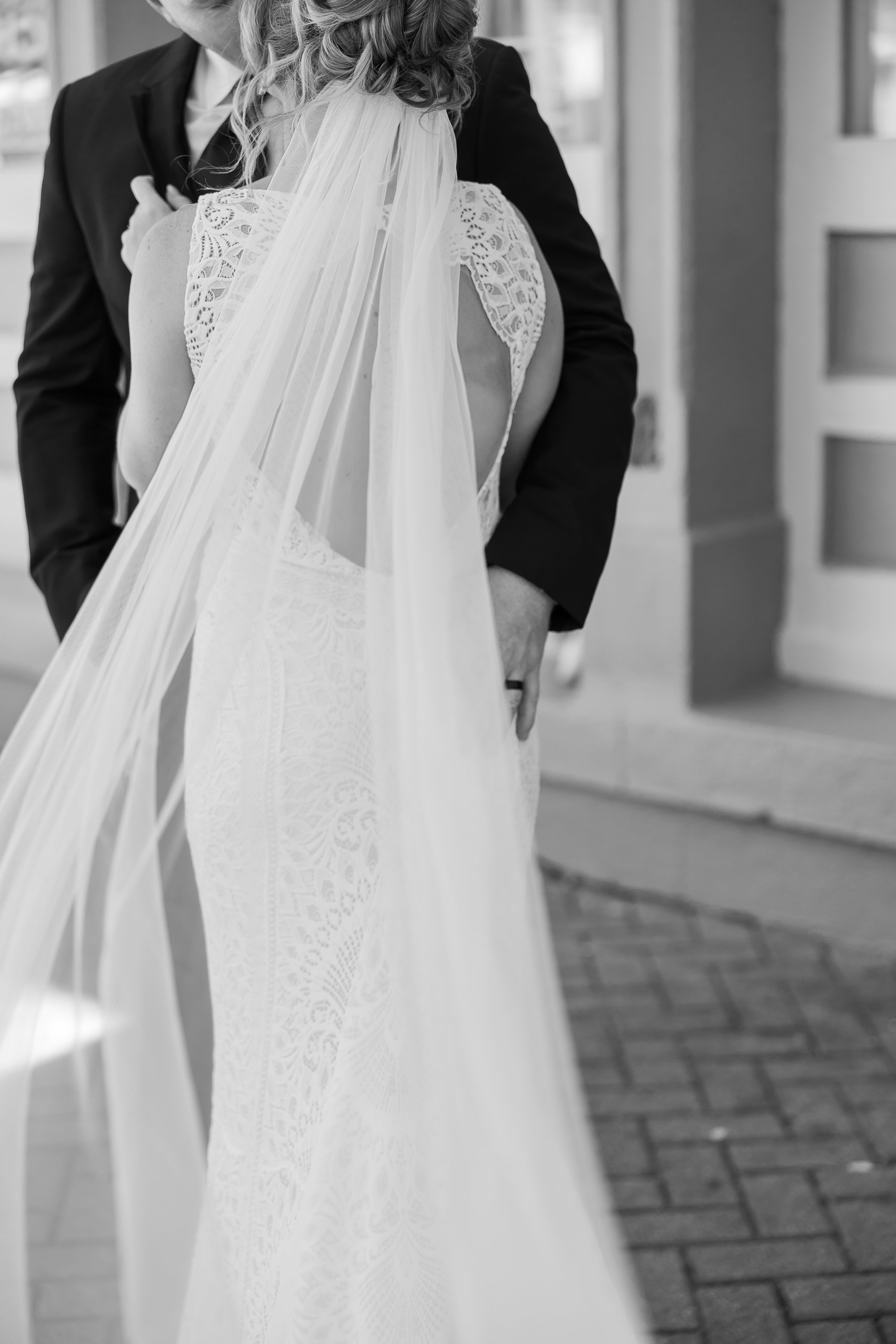 LOUISVILLE WEDDINGN PHOTOGRAPHER