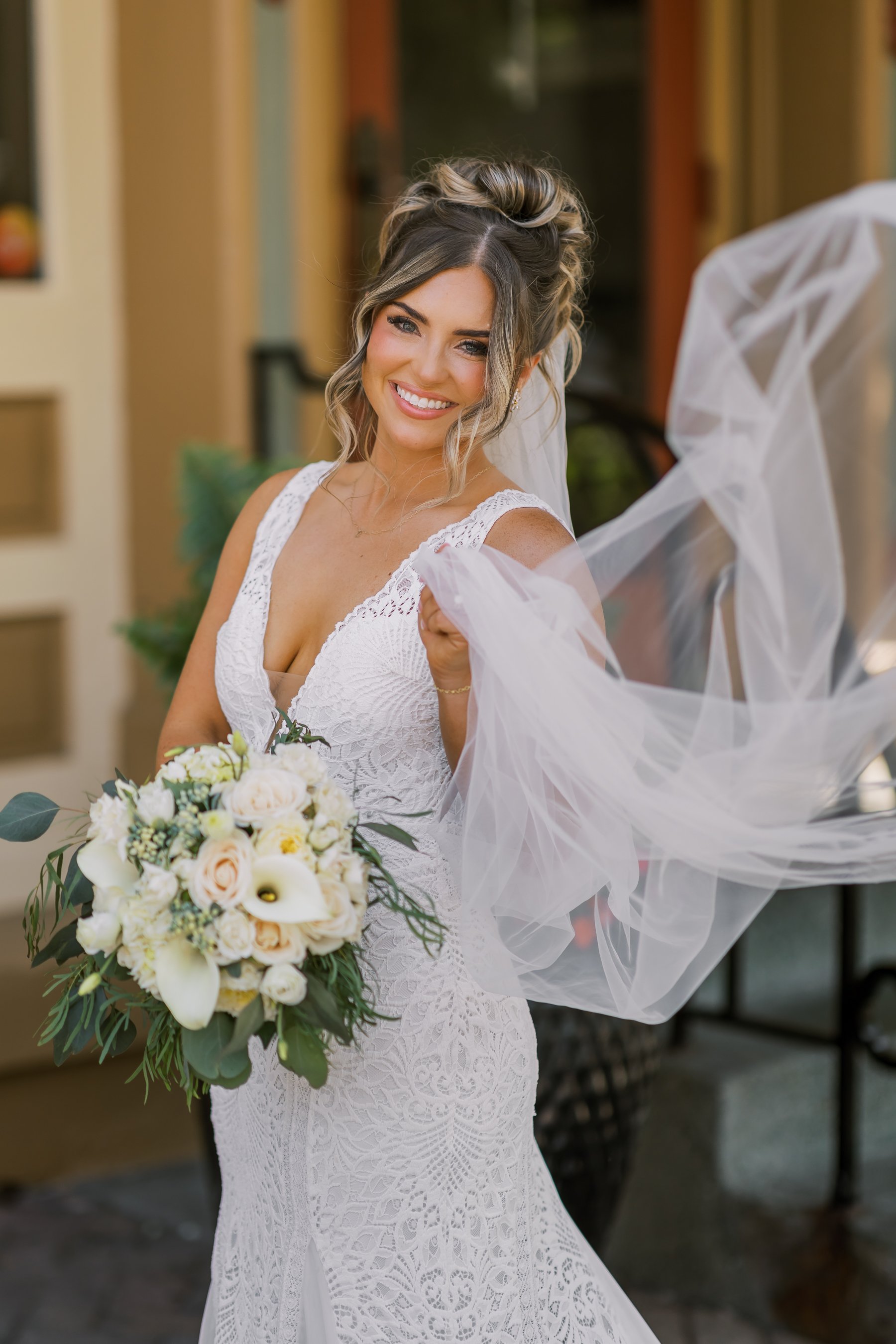 LOUISVILLE WEDDINGN PHOTOGRAPHER
